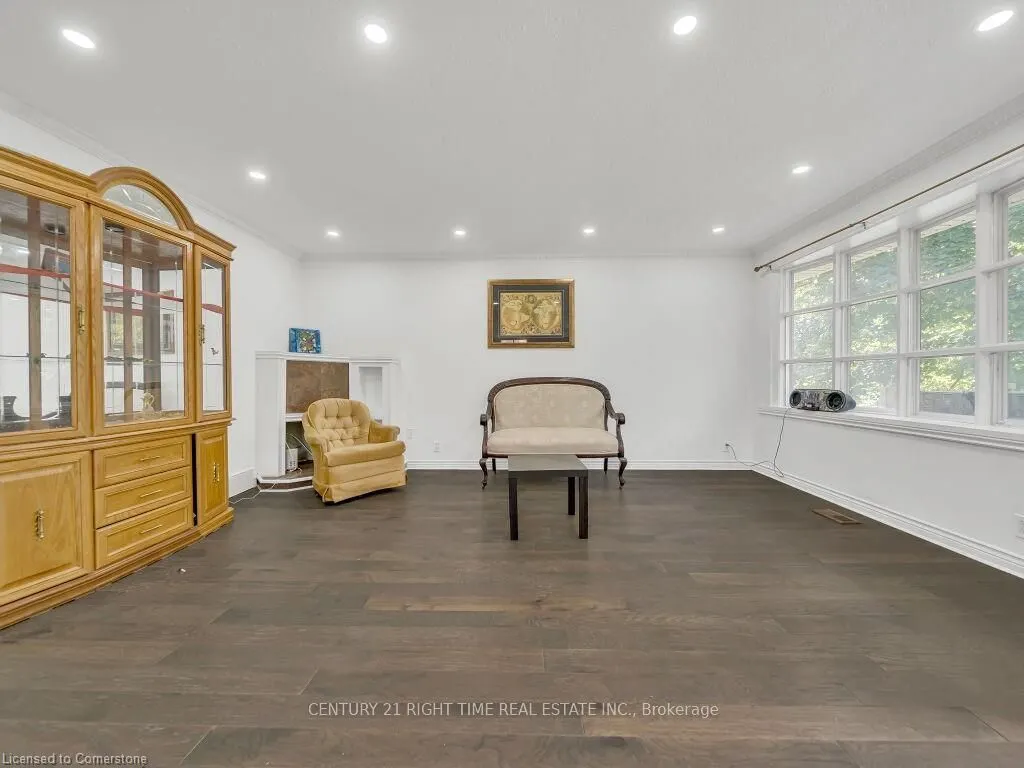 184 Cedarvale Crescent