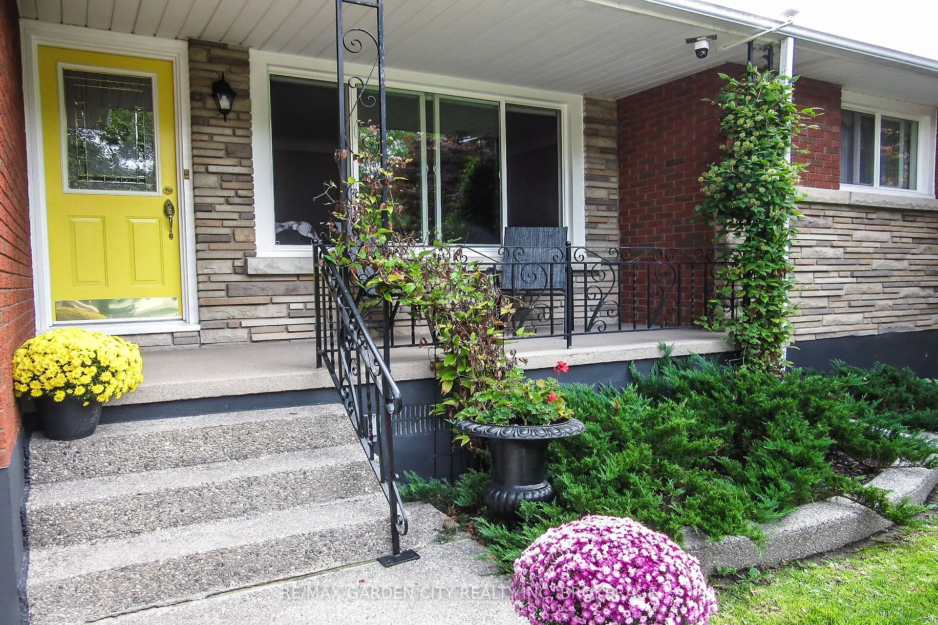 124 Gadsby Avenue