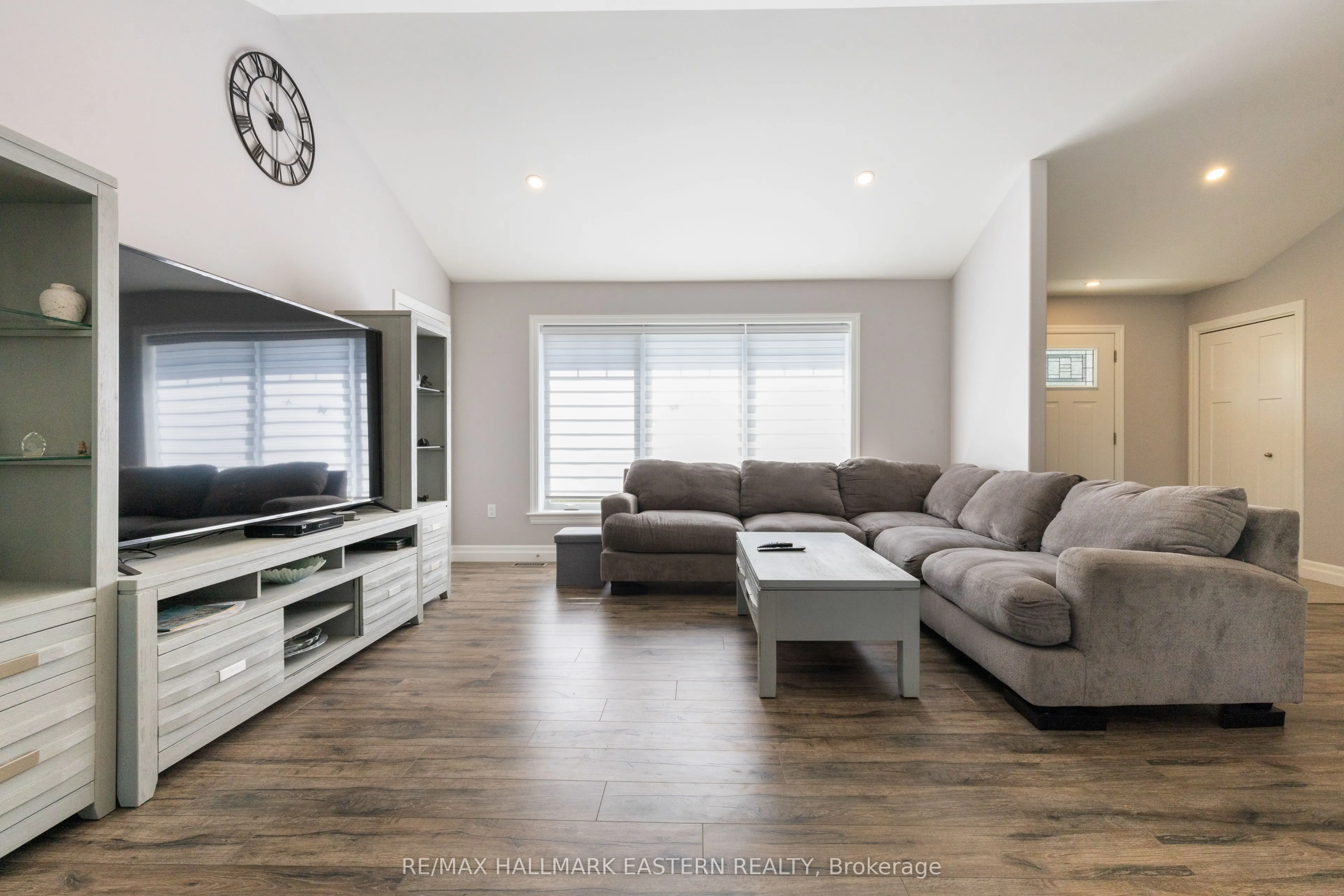 1557 Frankford -Stirling Road