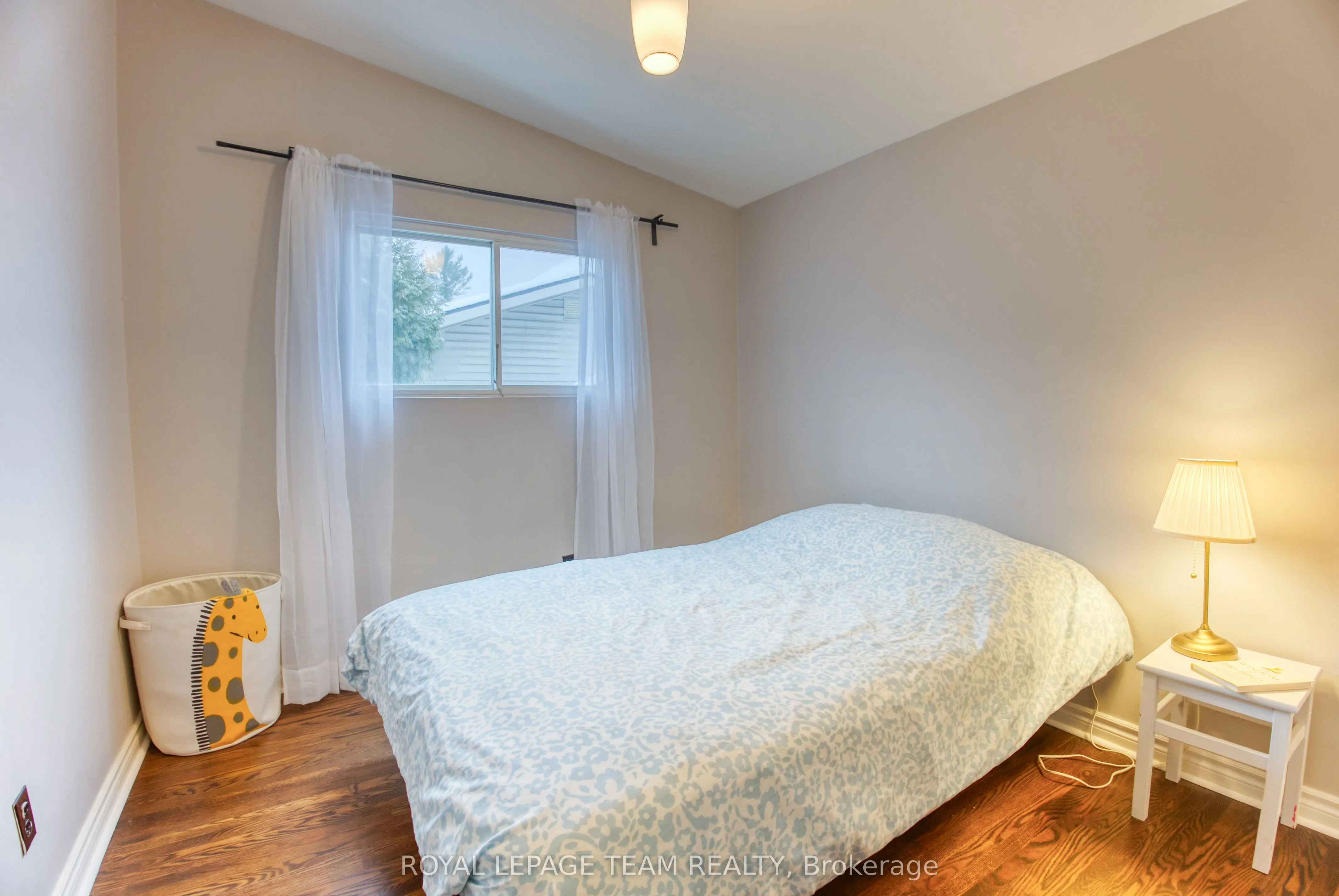2010 Featherston Drive