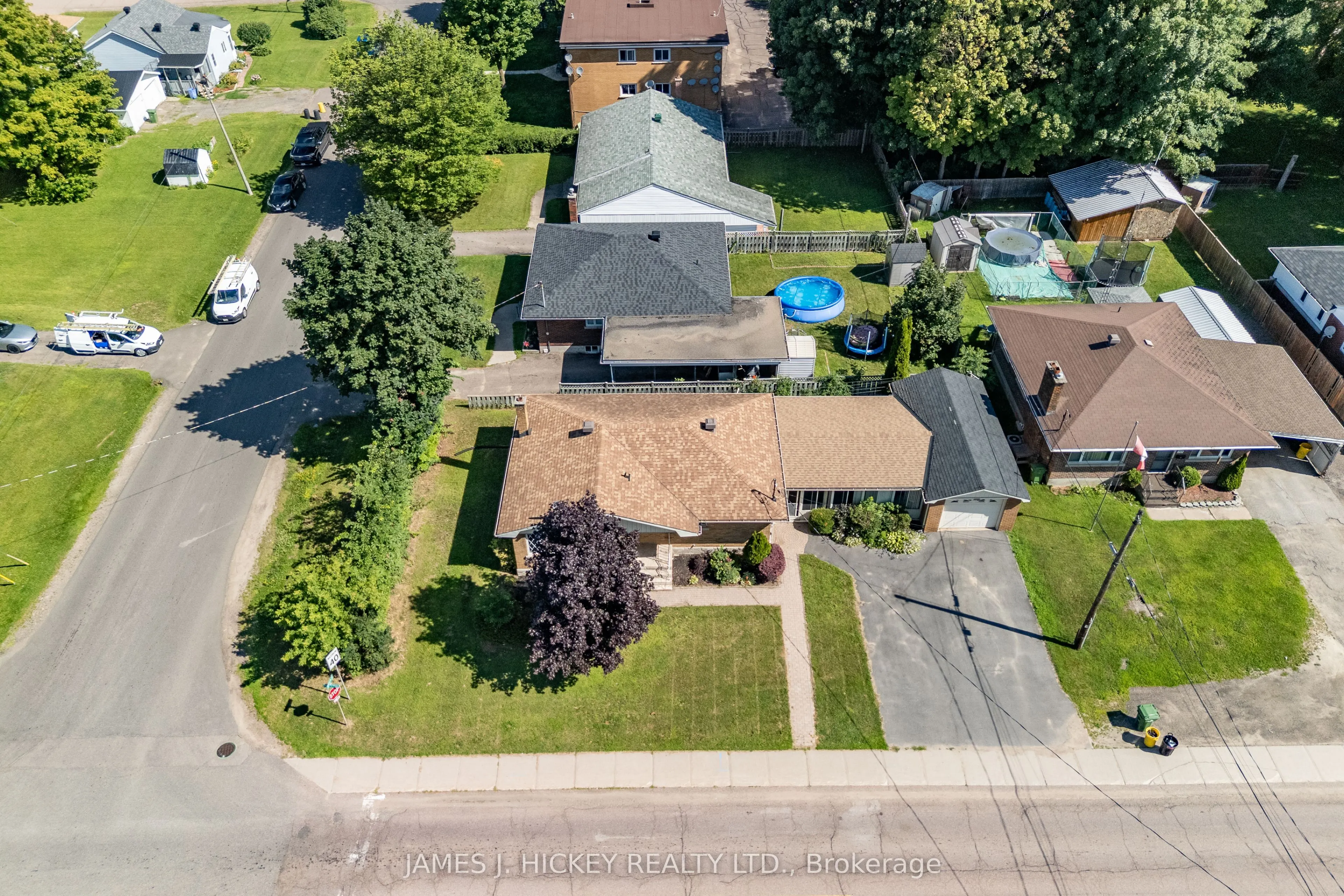 363 Bell Street
