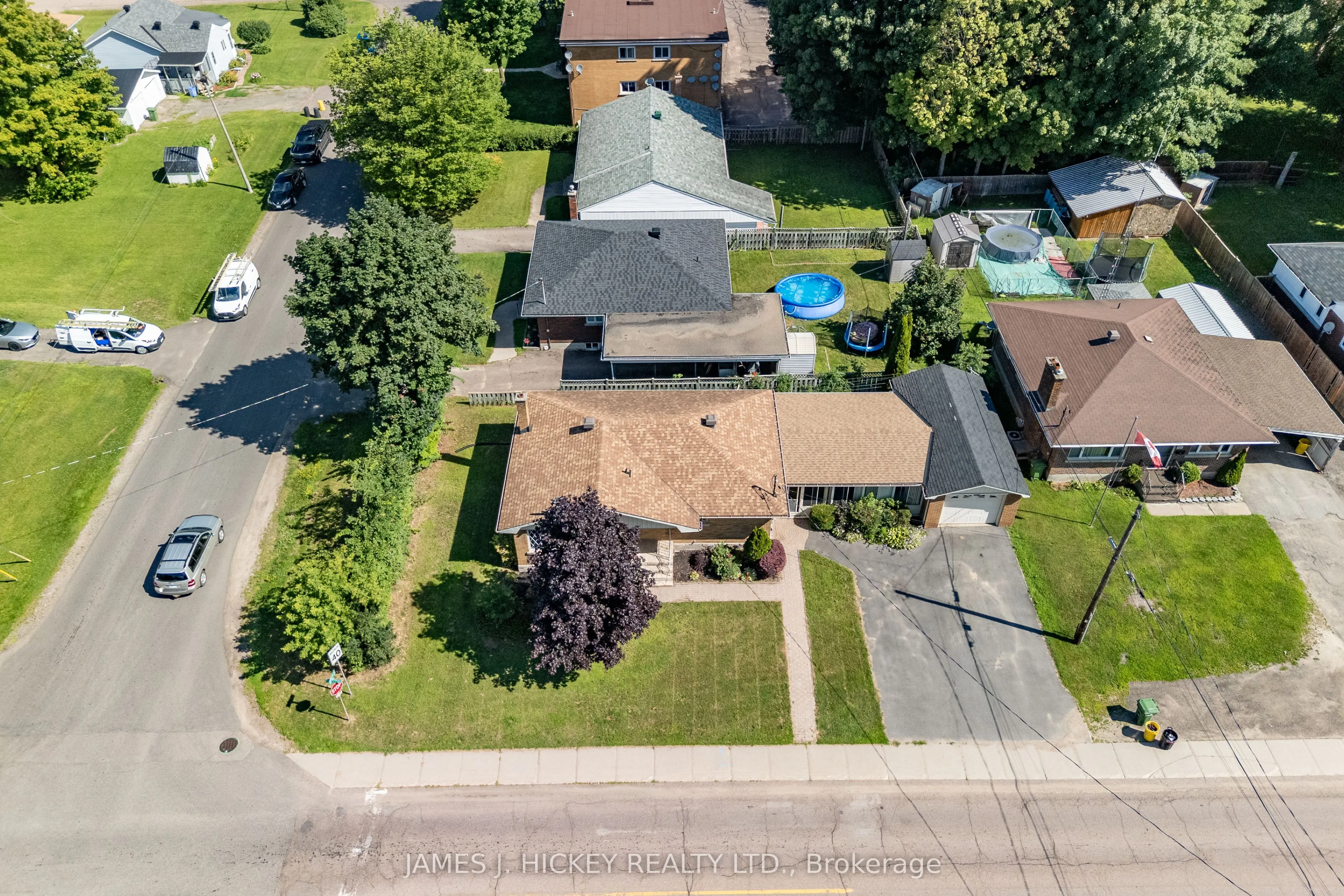 363 Bell Street