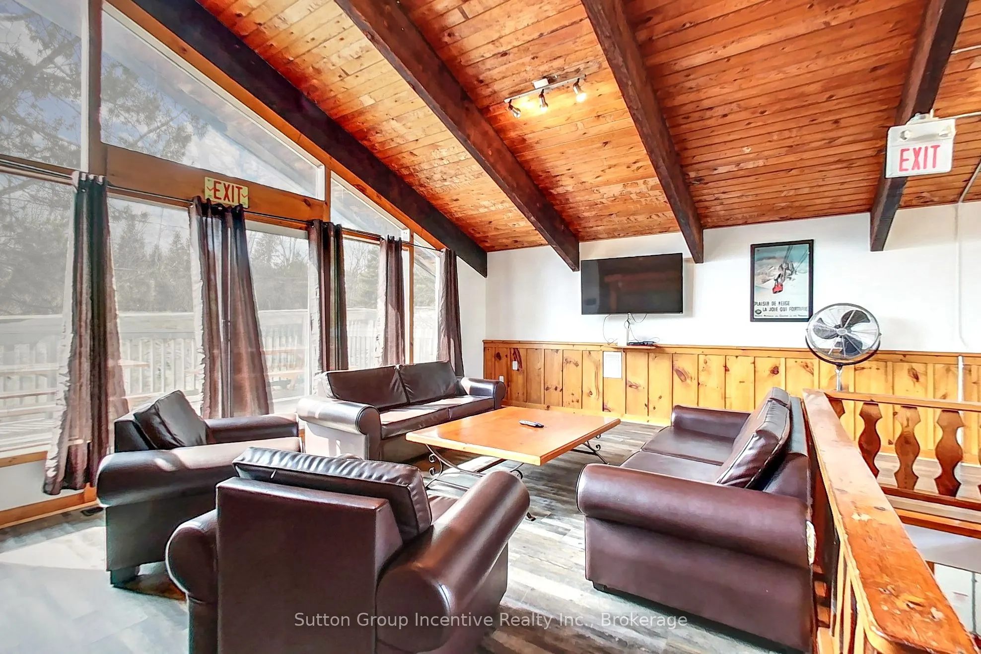 197 Arlberg Crescent, #13L