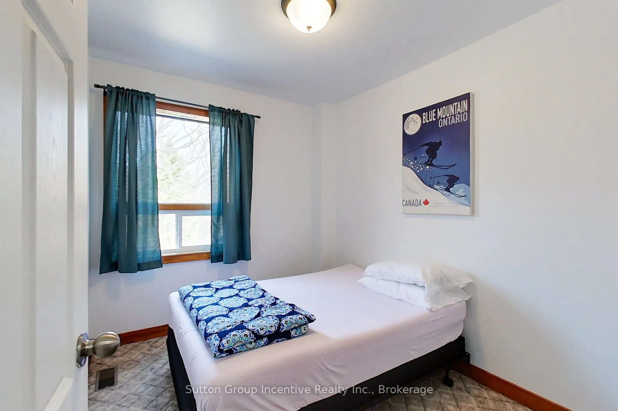 197 Arlberg Crescent, #13L