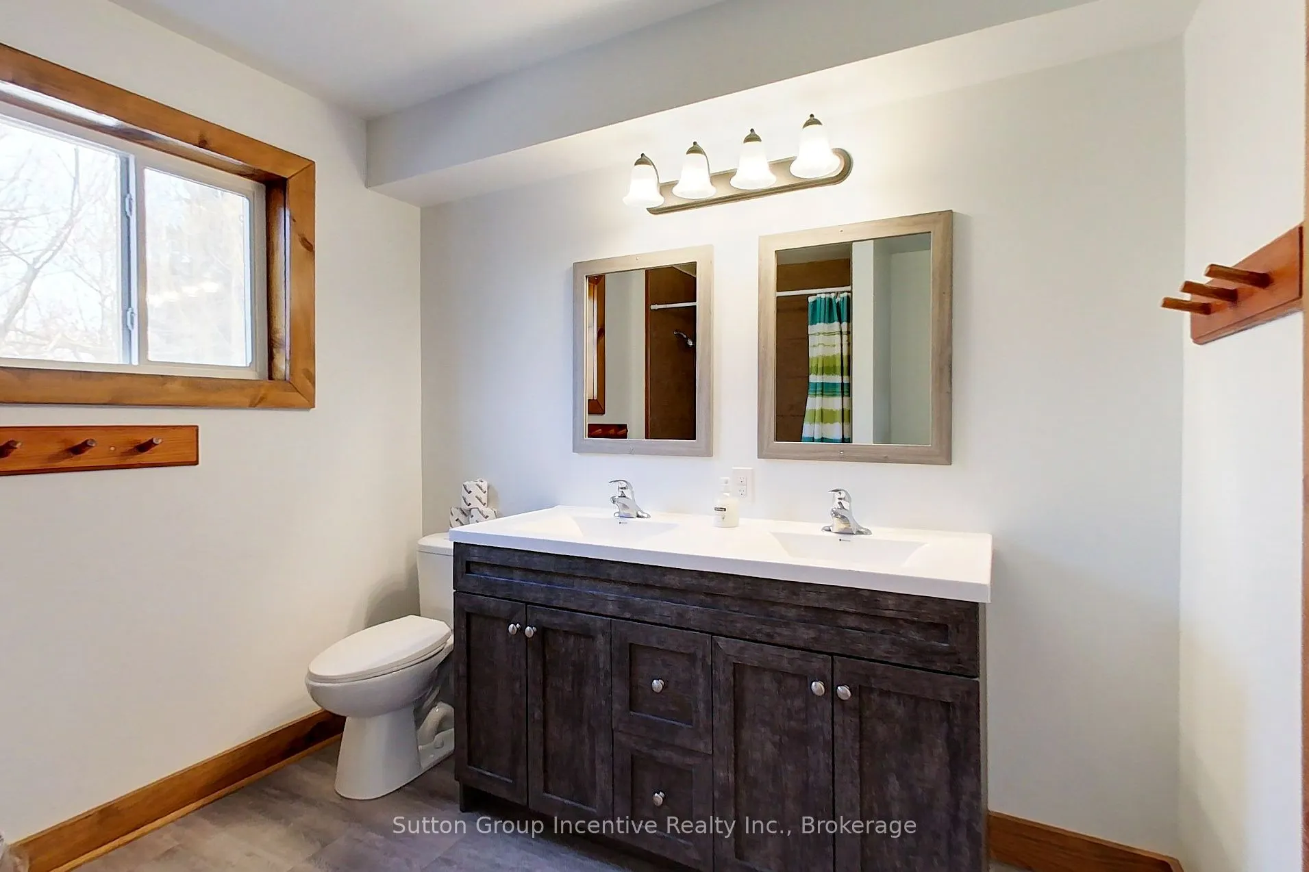 197 Arlberg Crescent, #13L