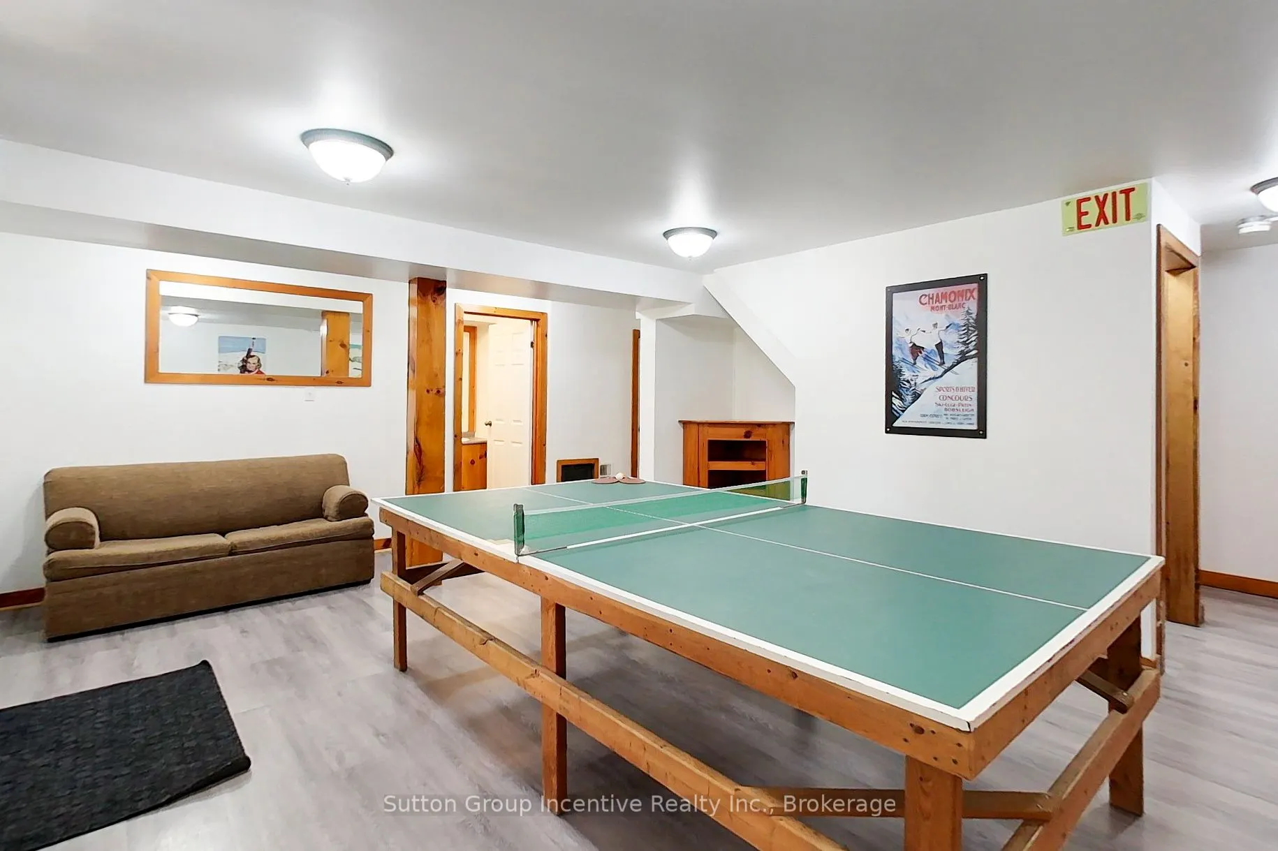 197 Arlberg Crescent, #13L
