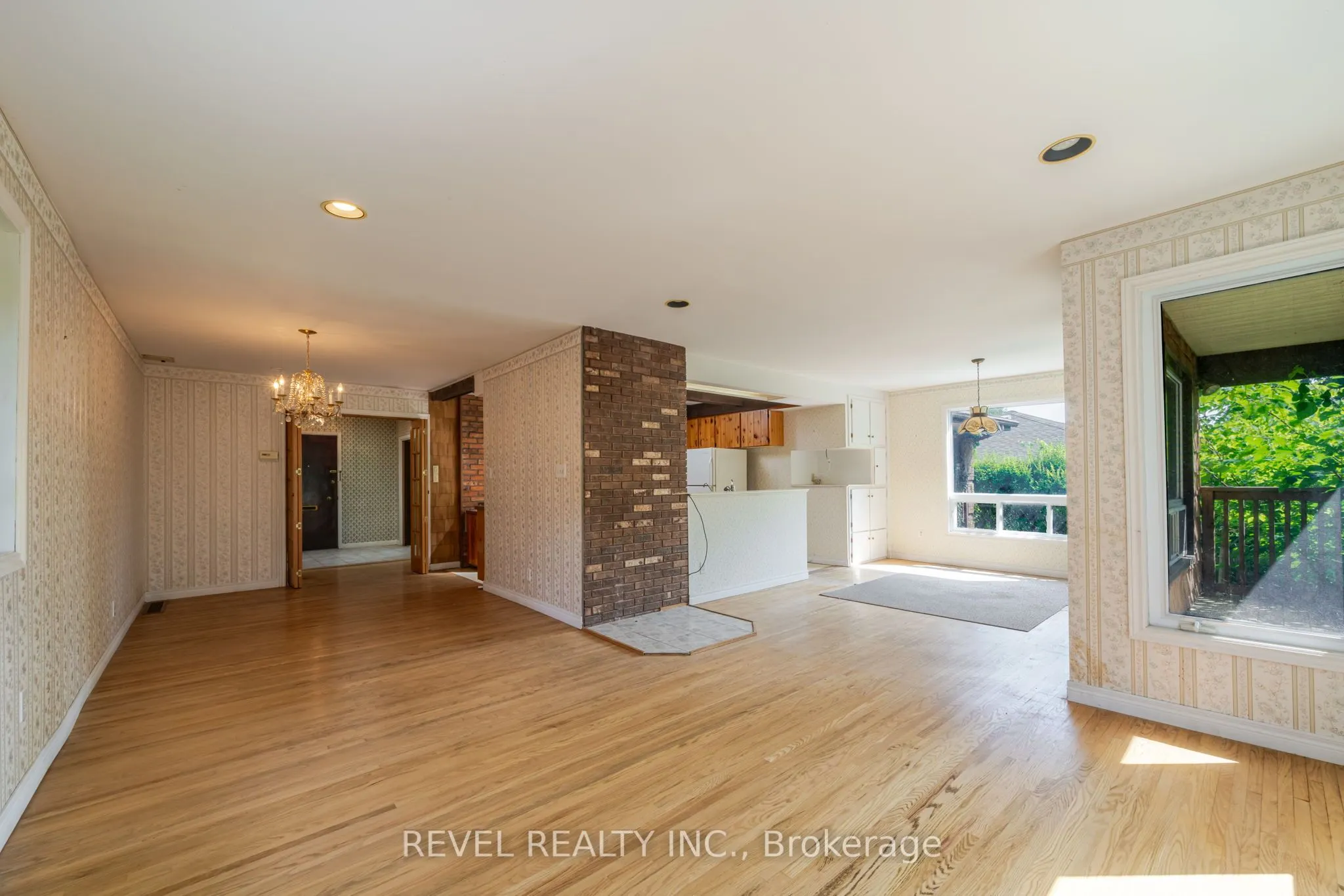 840 Clearview Avenue