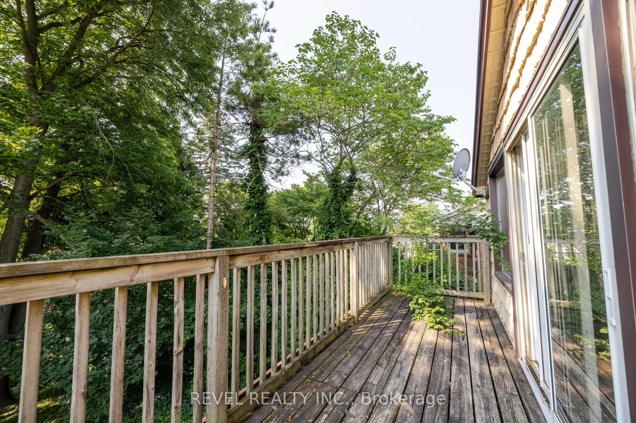 840 Clearview Avenue