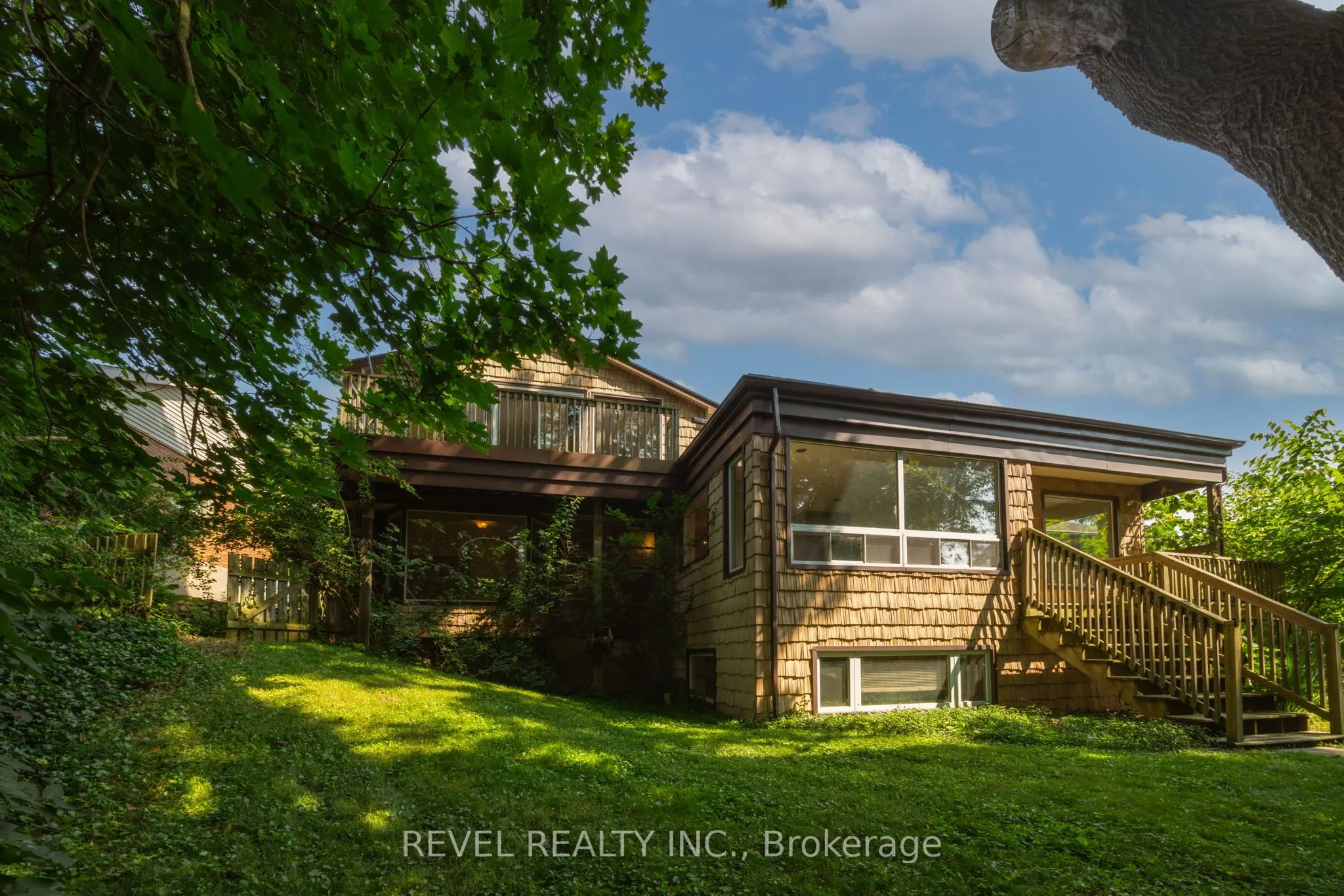 840 Clearview Avenue