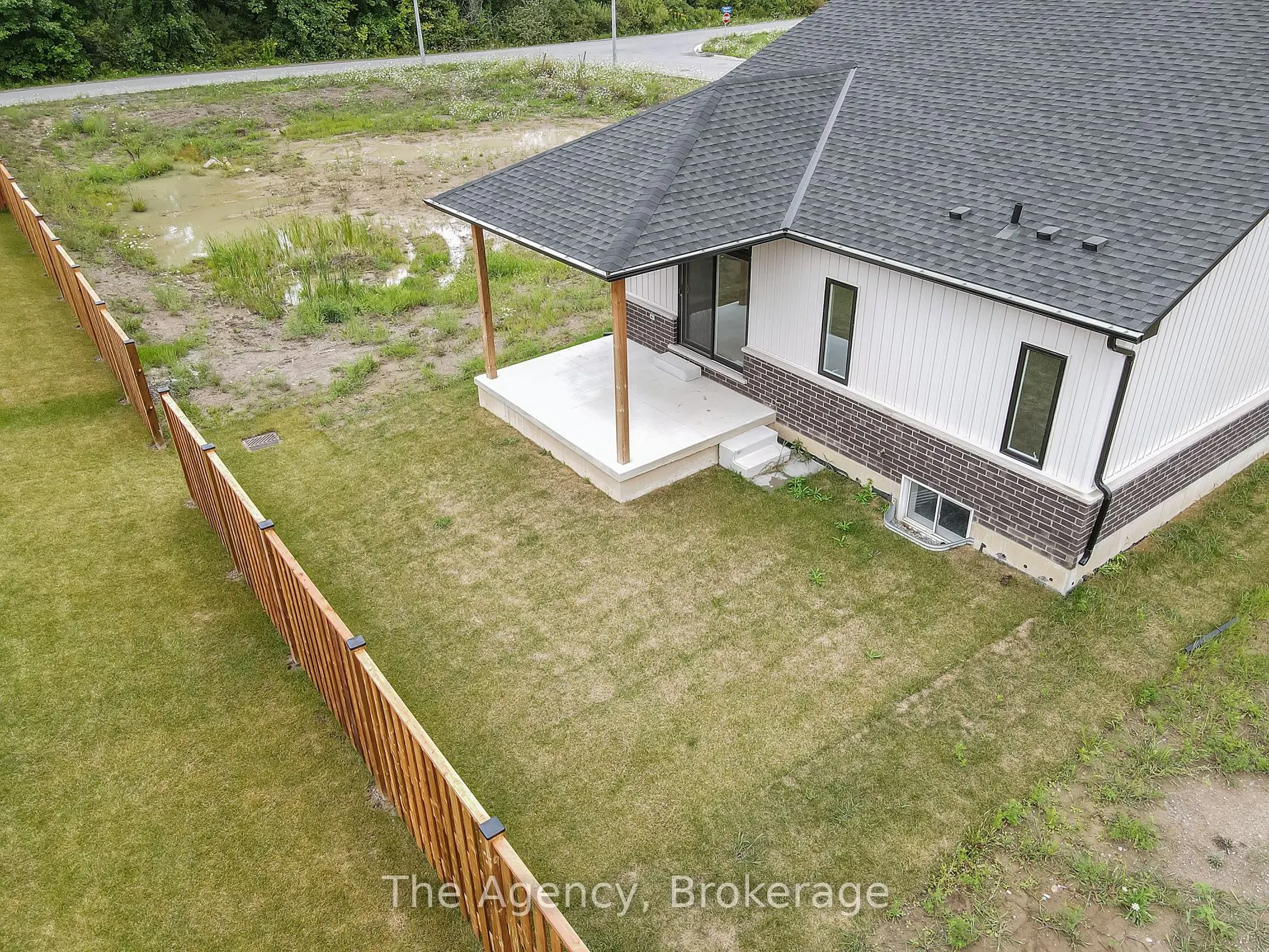 211 Sycamore Street