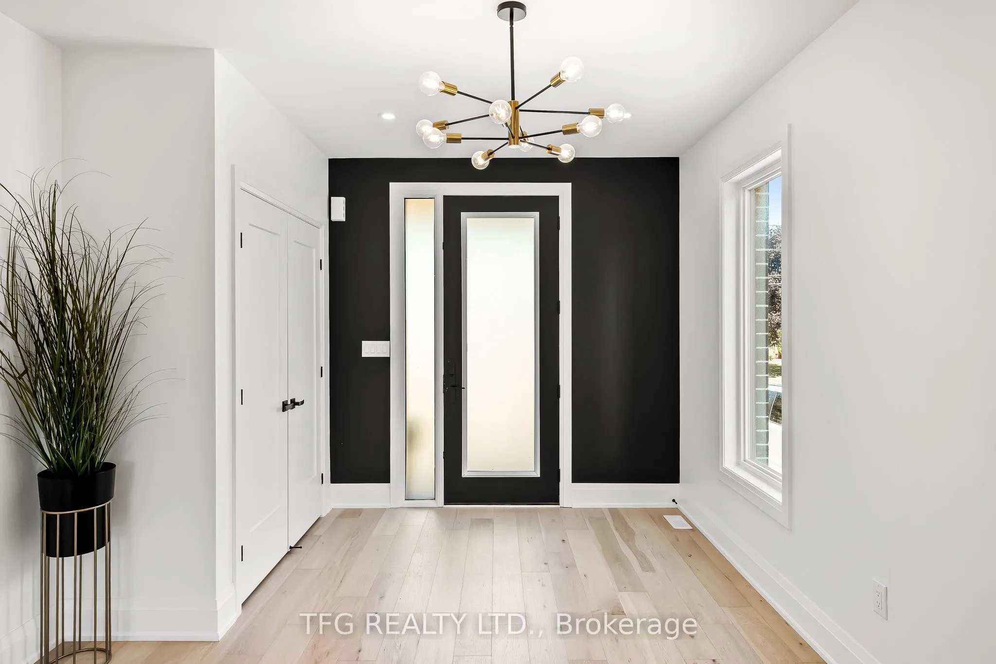 678 Otonabee Drive