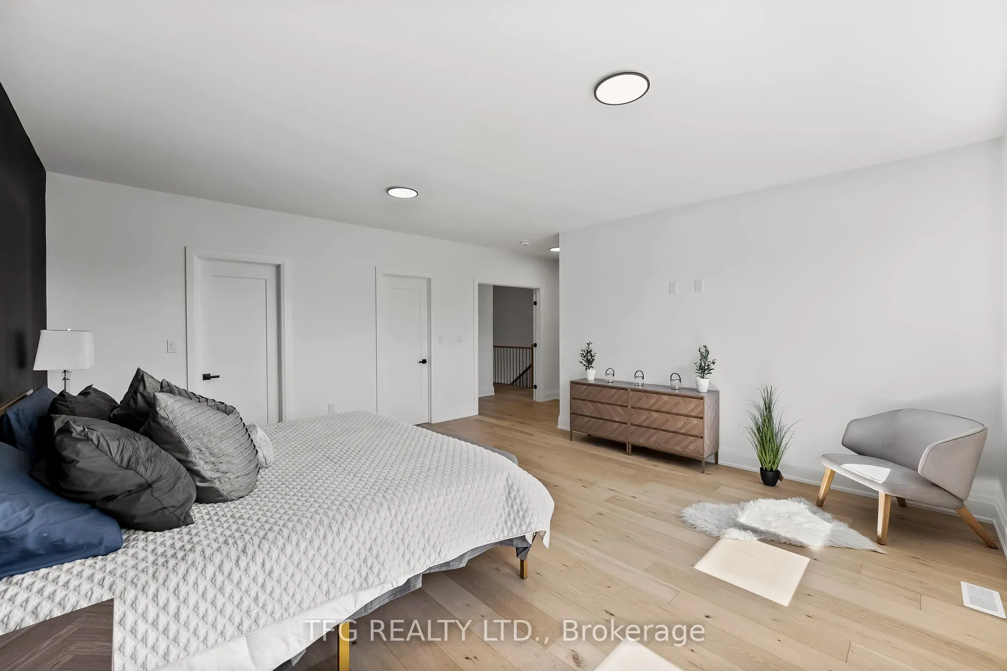 678 Otonabee Drive