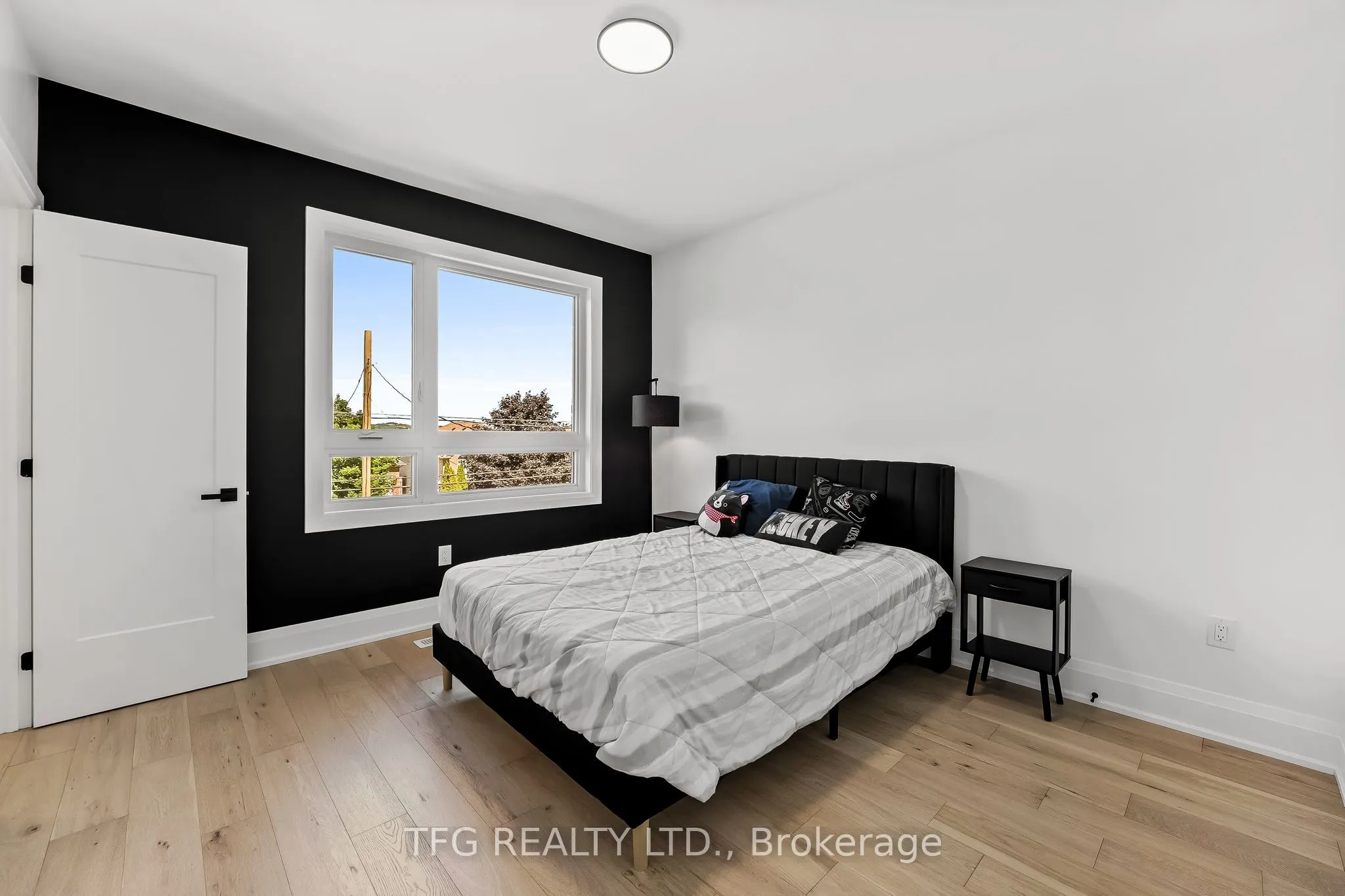 678 Otonabee Drive