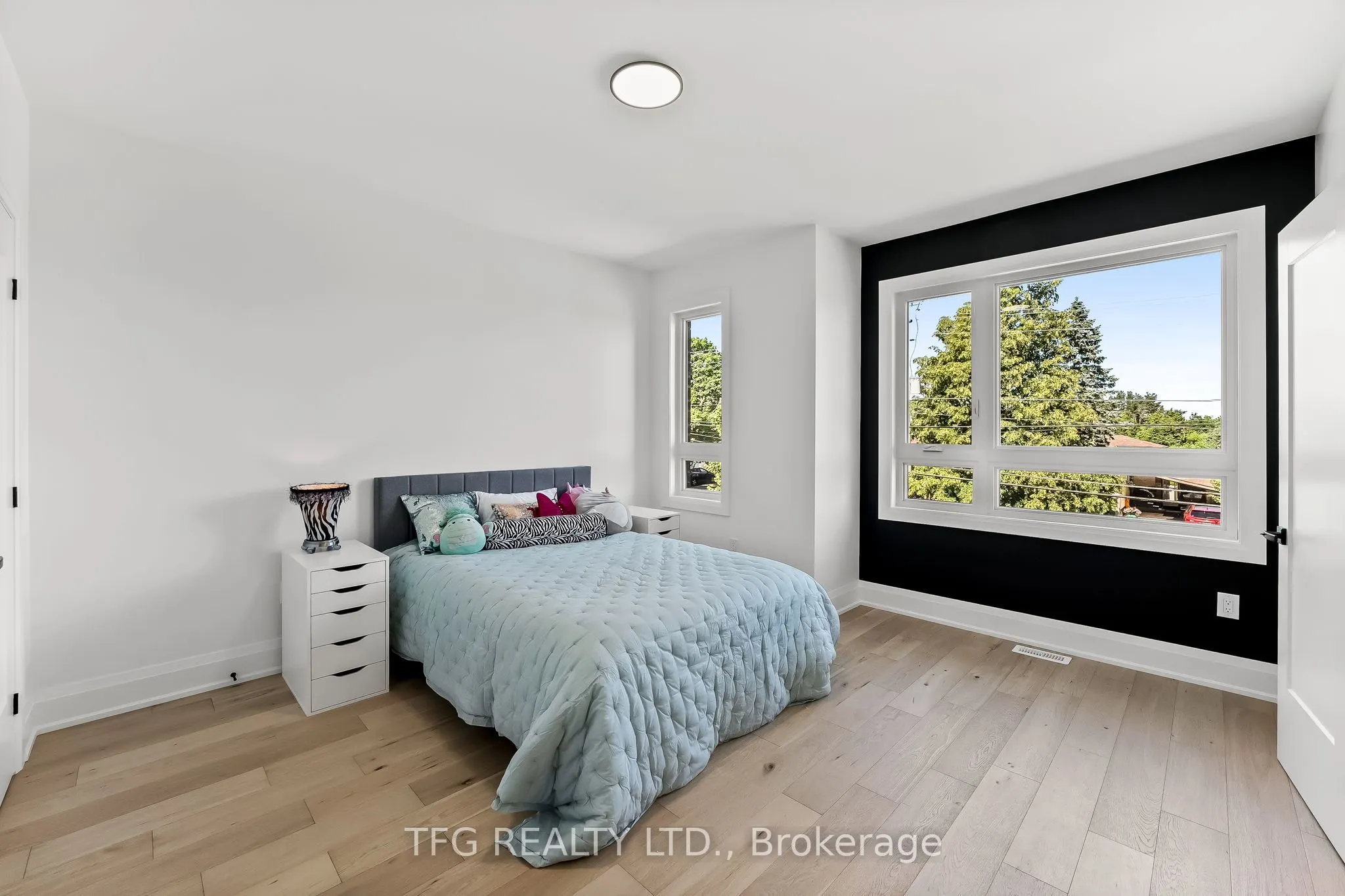 678 Otonabee Drive