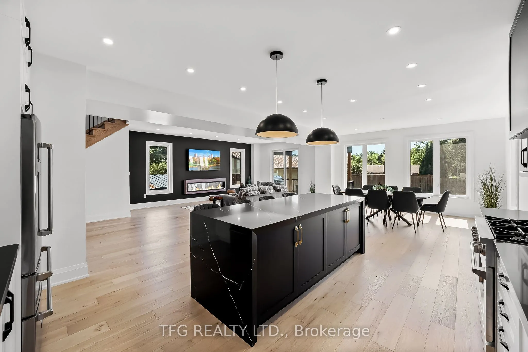 678 Otonabee Drive