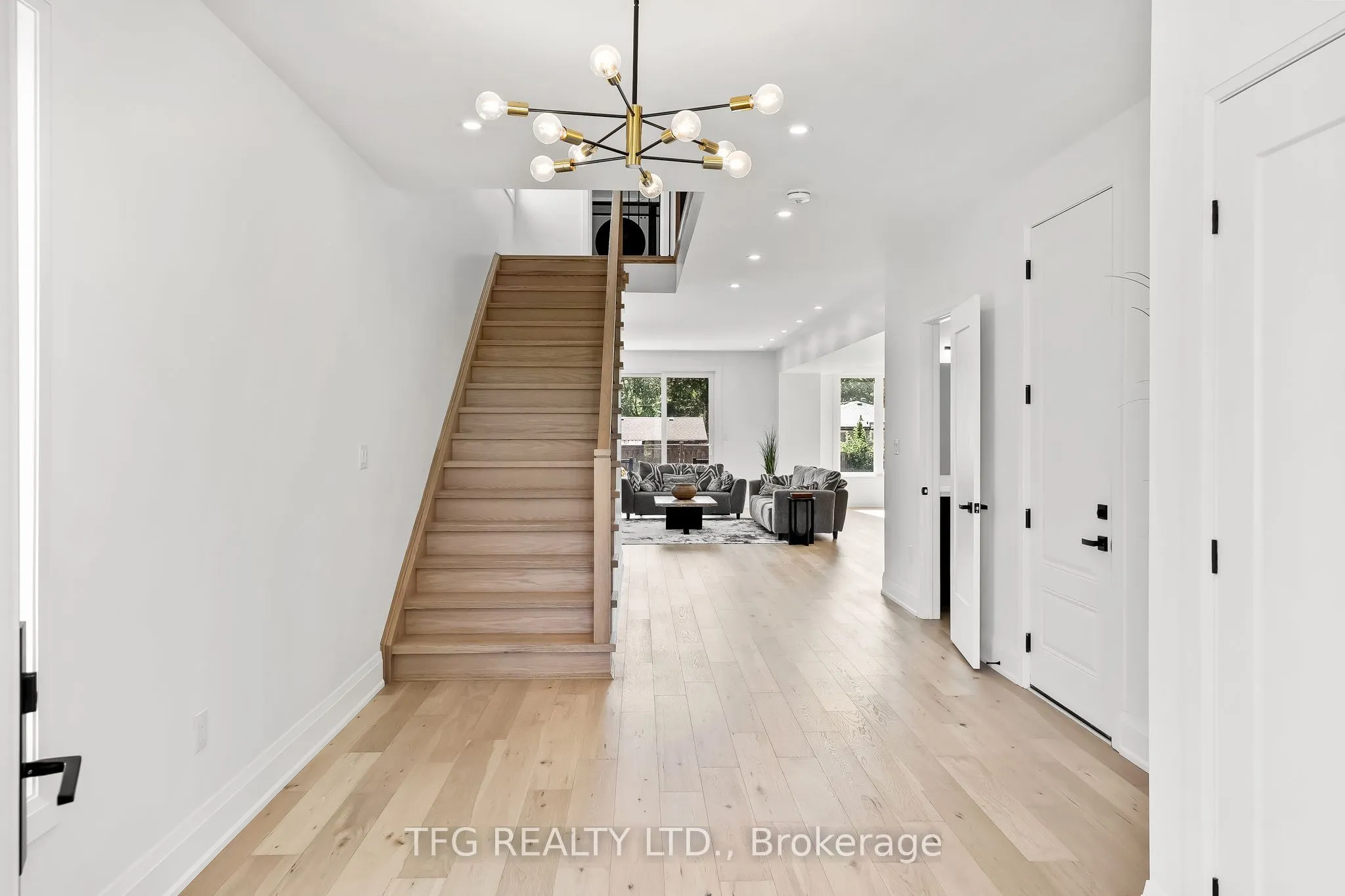 678 Otonabee Drive