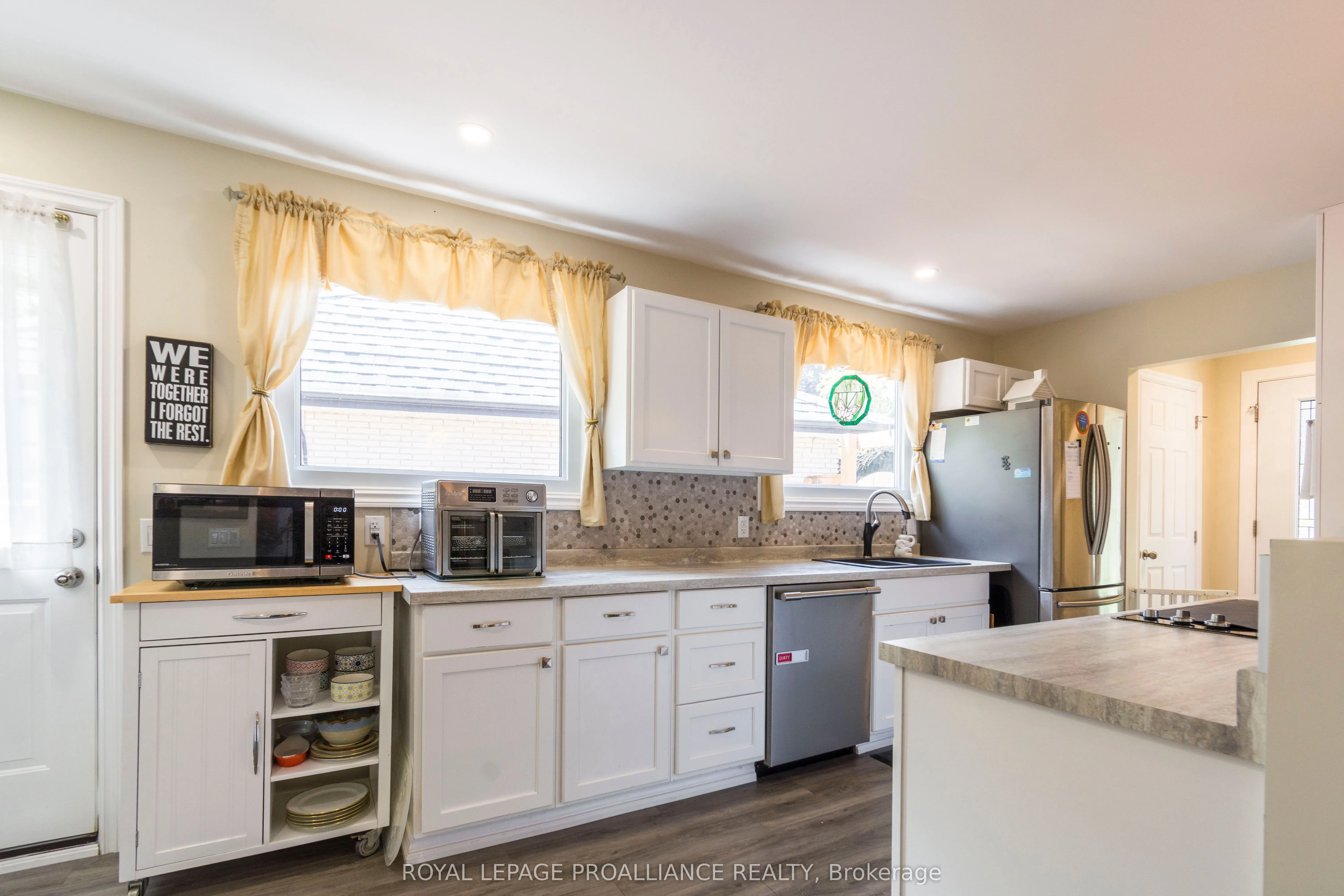 56 Parkview Heights