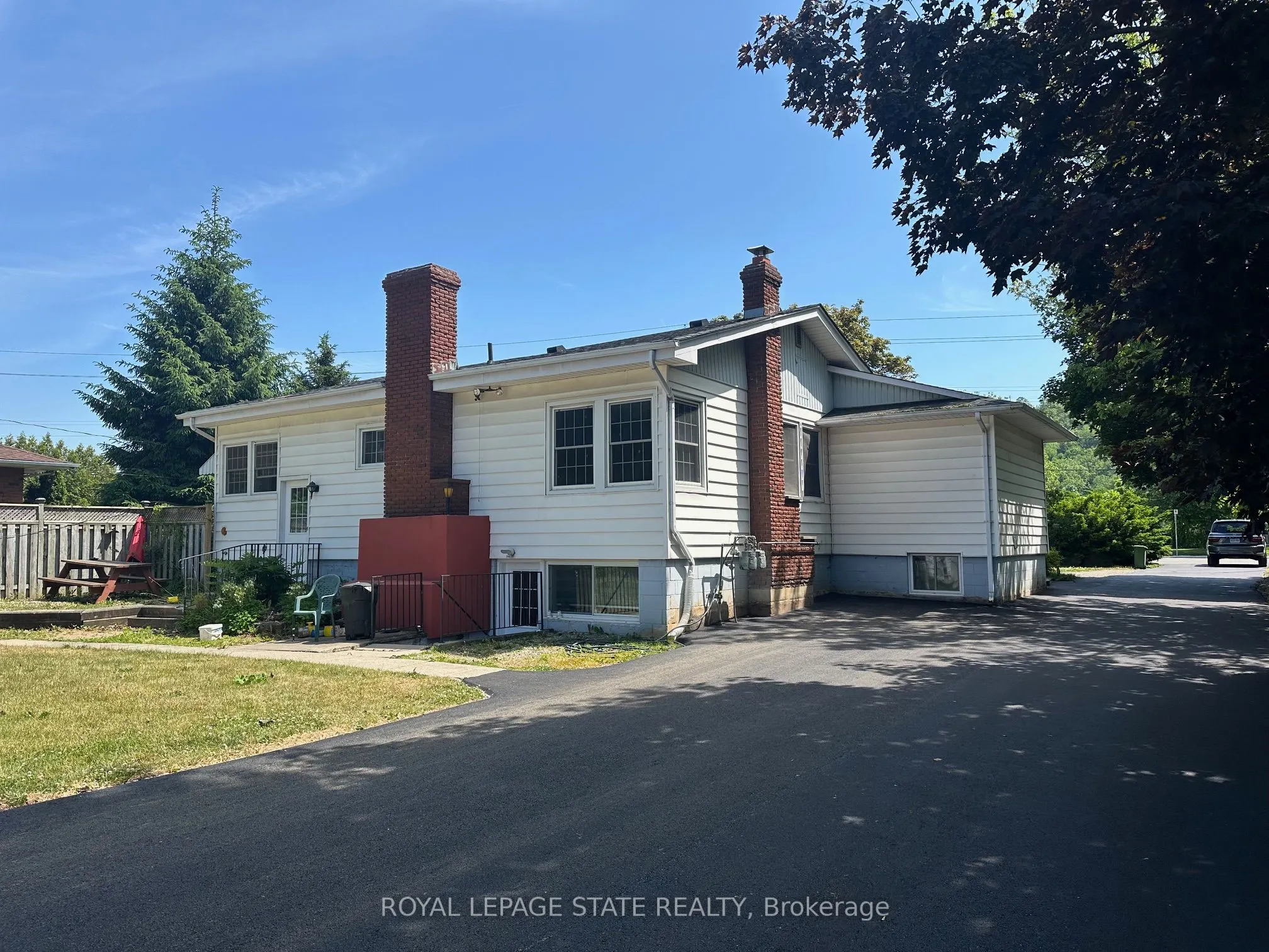 251 King Street E