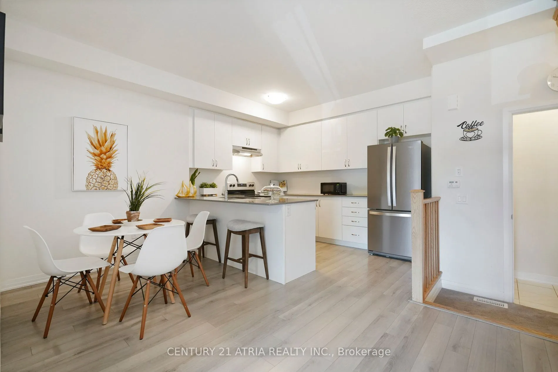585 Colborne Street, #704