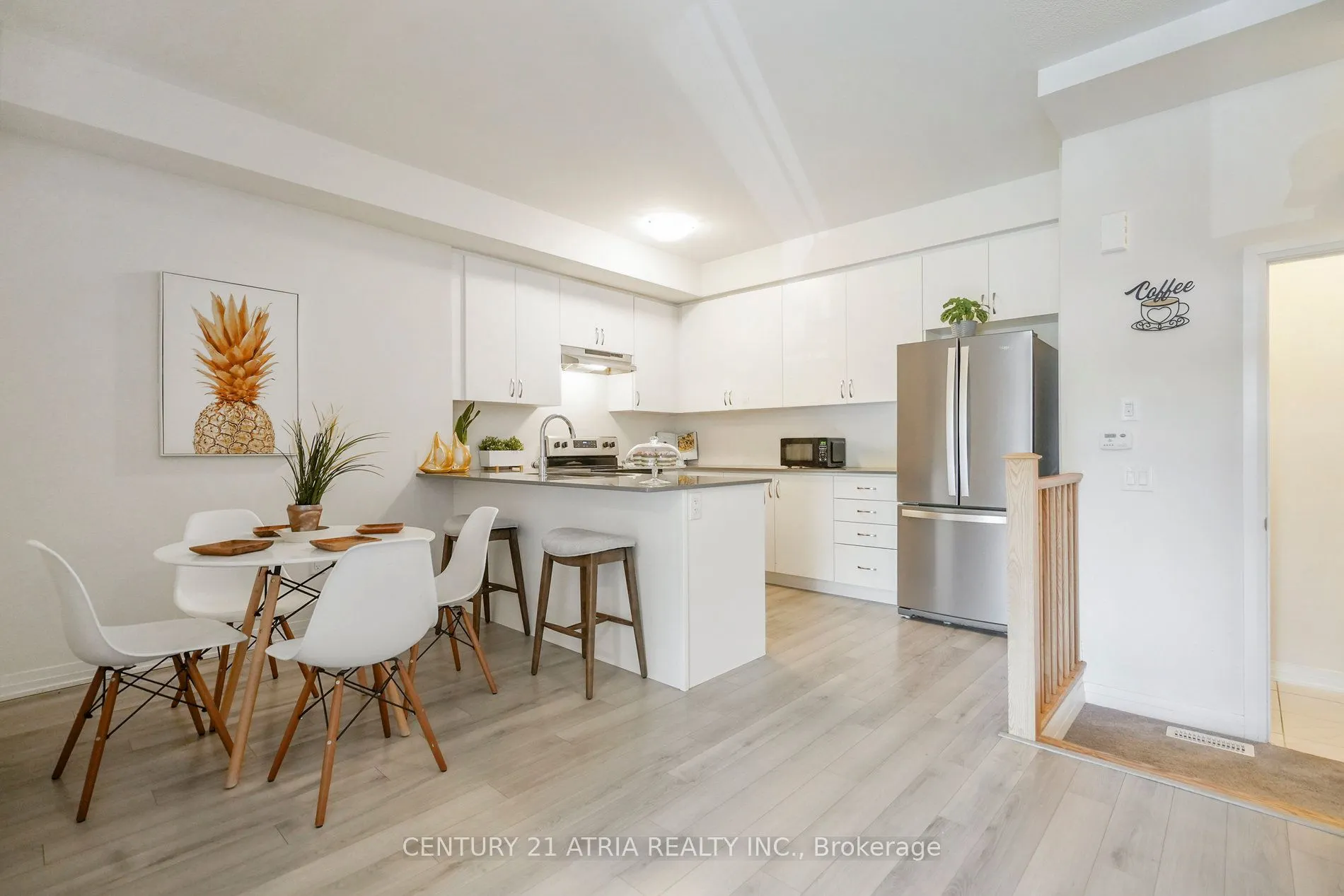 585 Colborne Street, #704