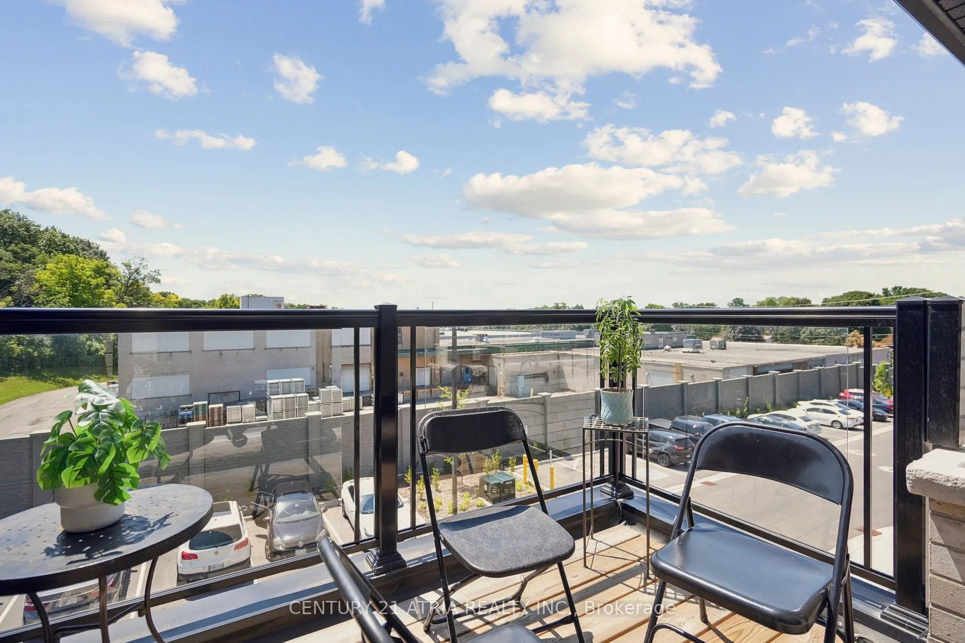 585 Colborne Street, #704