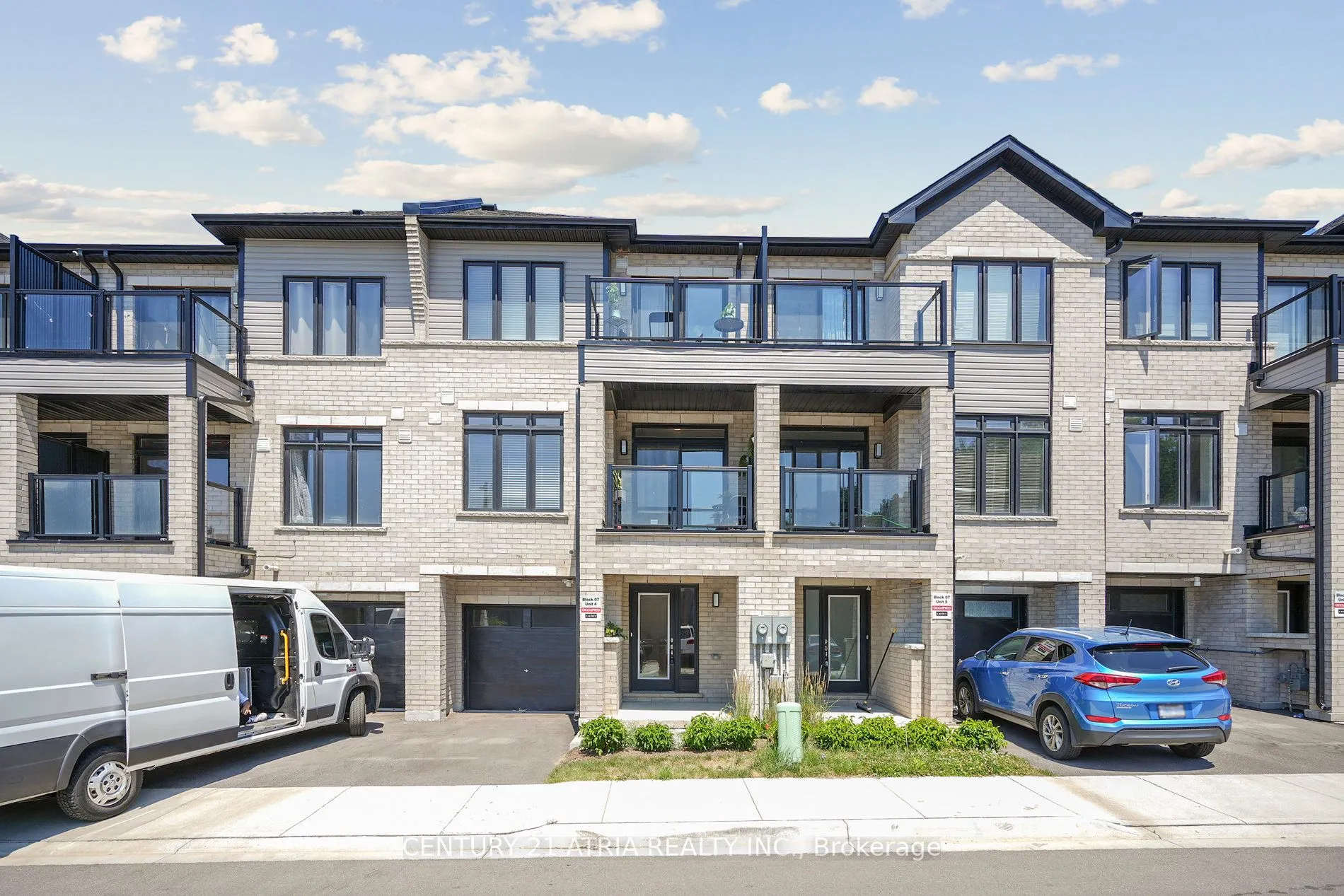 585 Colborne Street, #704