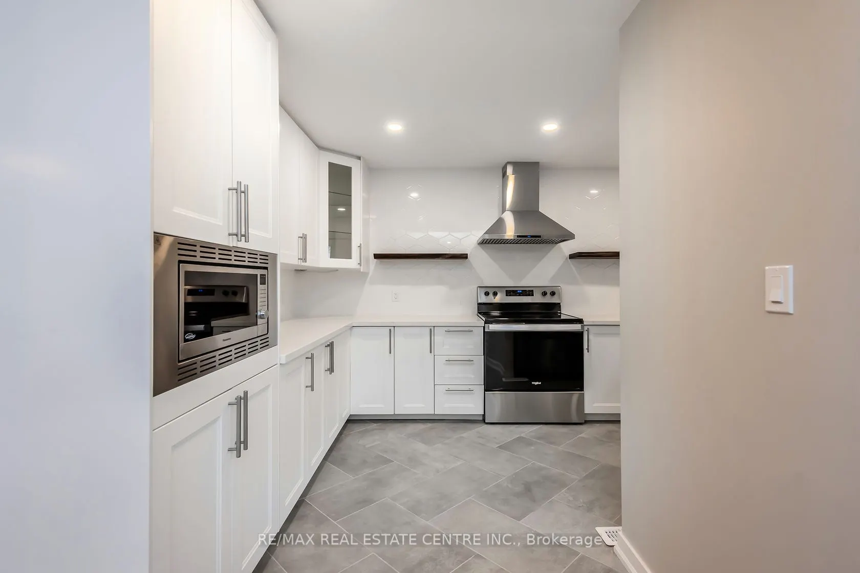 75 Kimberly Drive, #A