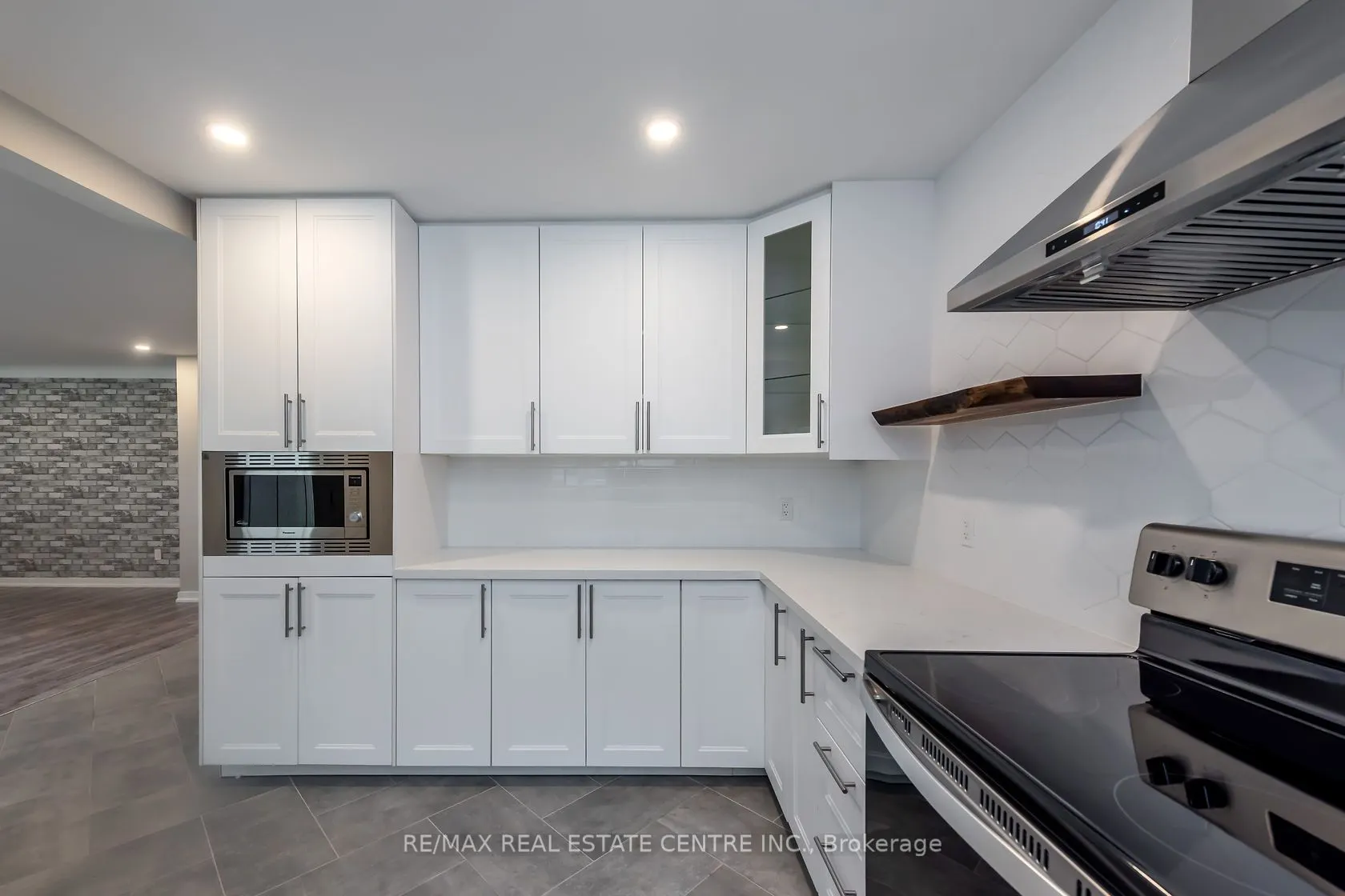 75 Kimberly Drive, #A