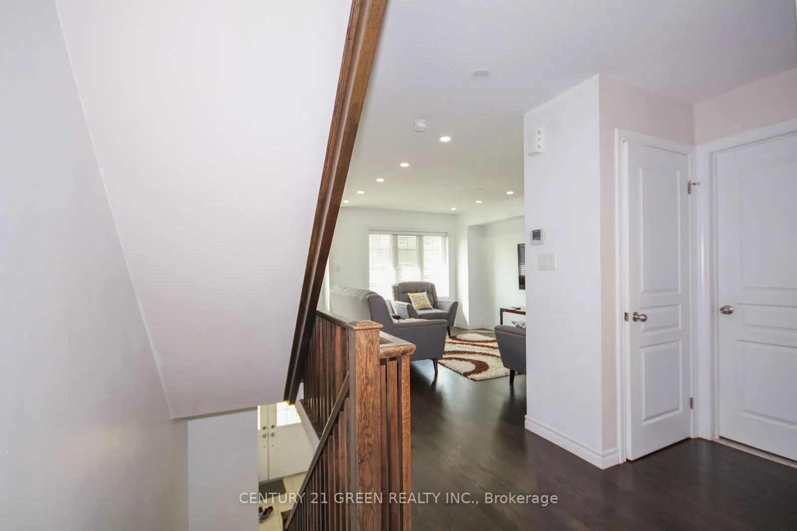 19 England Terrace