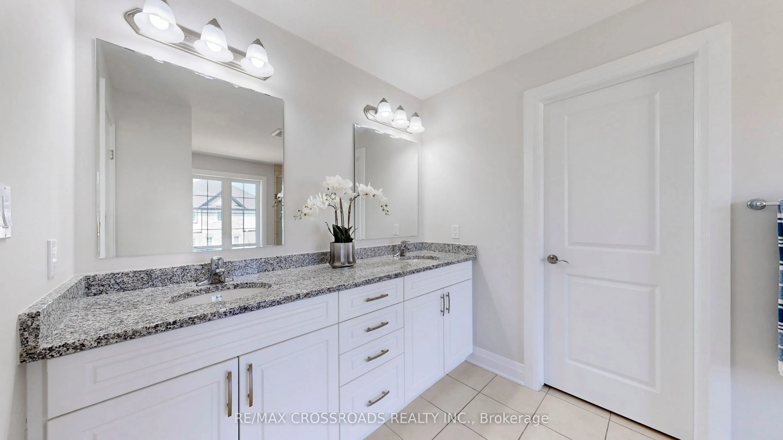 745 Wood Lily Street