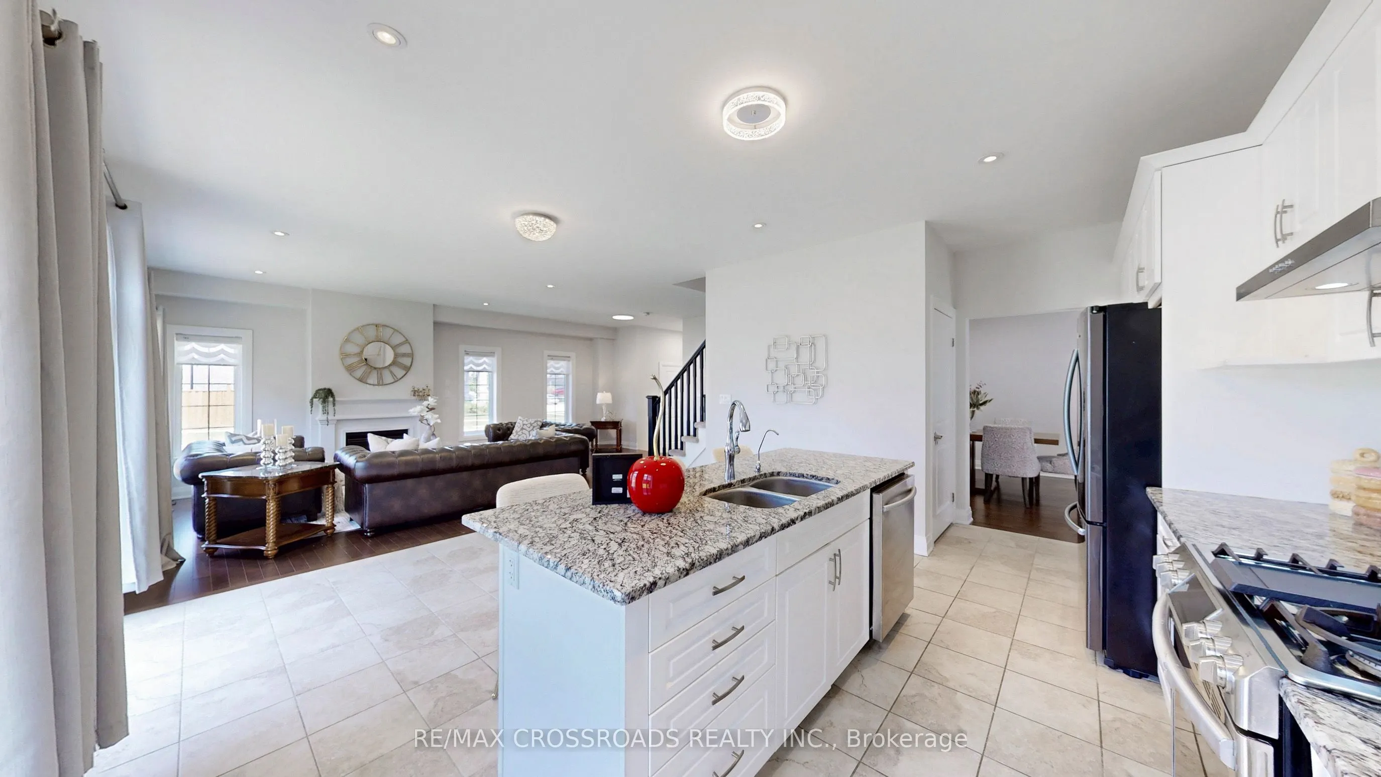 745 Wood Lily Street