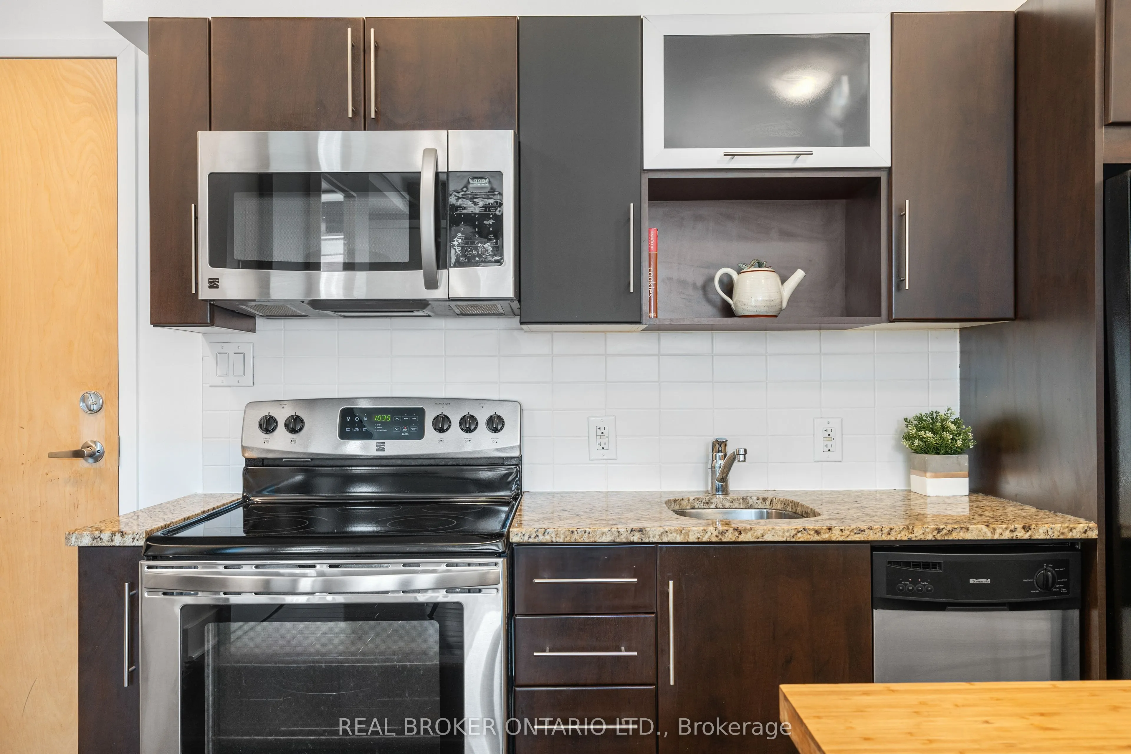 360 Cumberland Street, #102