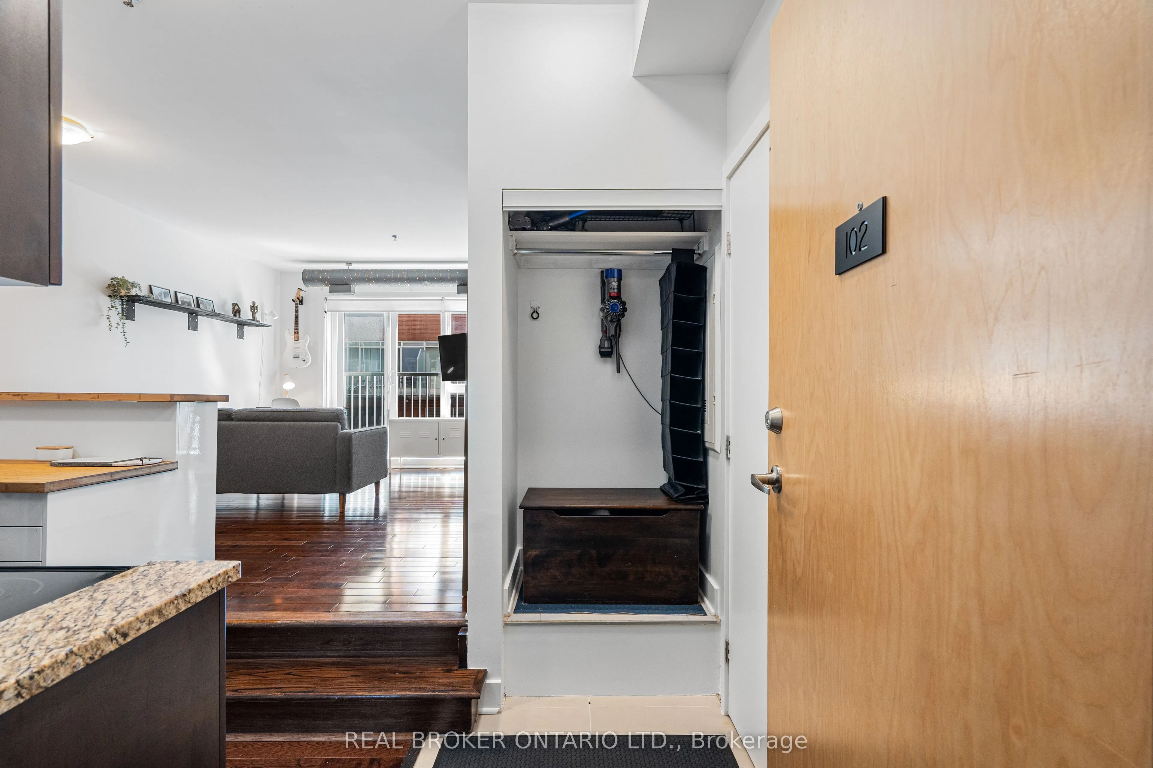 360 Cumberland Street, #102