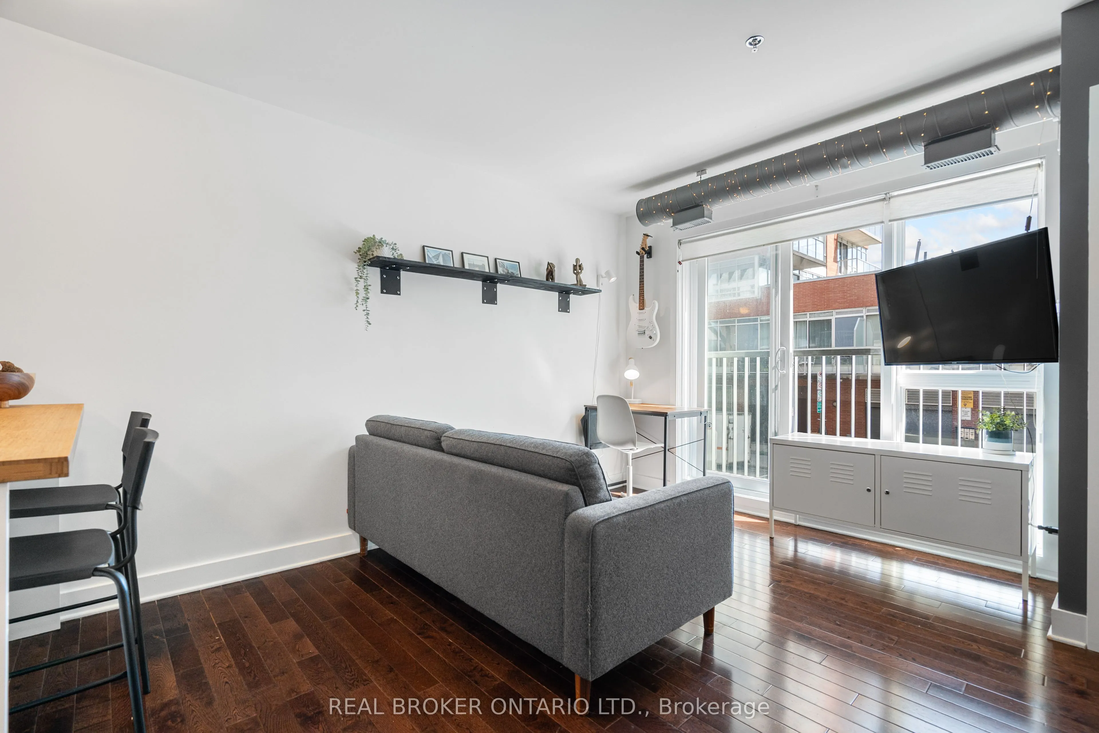 360 Cumberland Street, #102