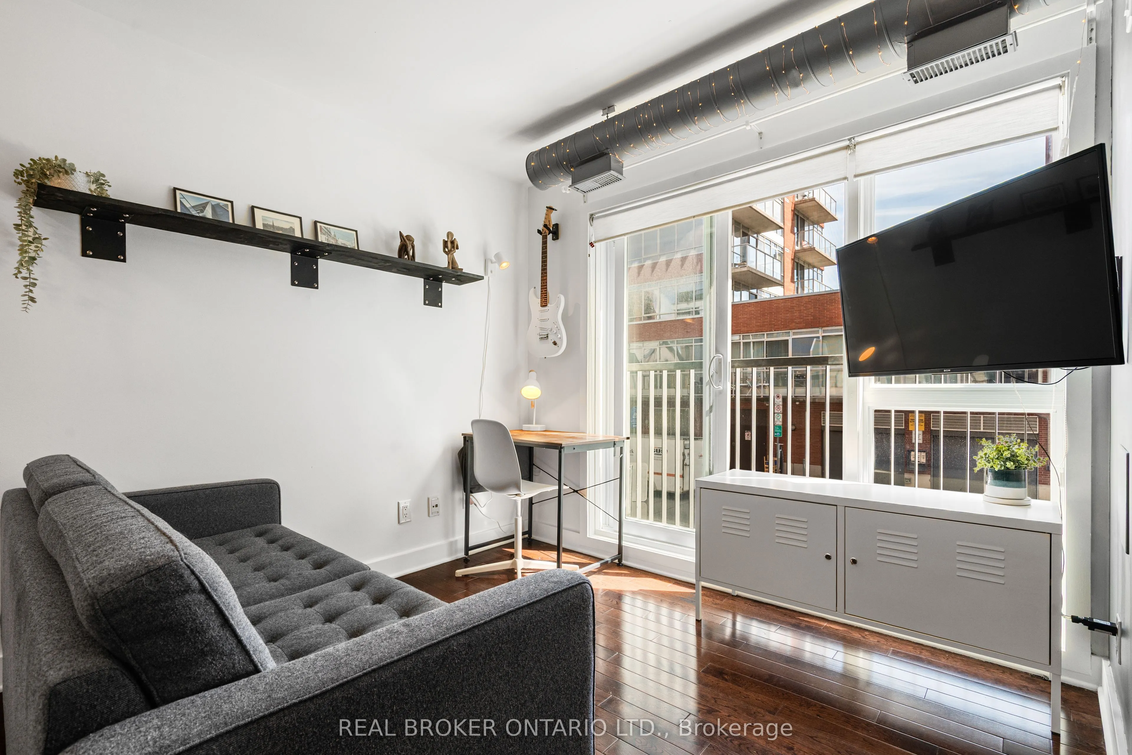 360 Cumberland Street, #102