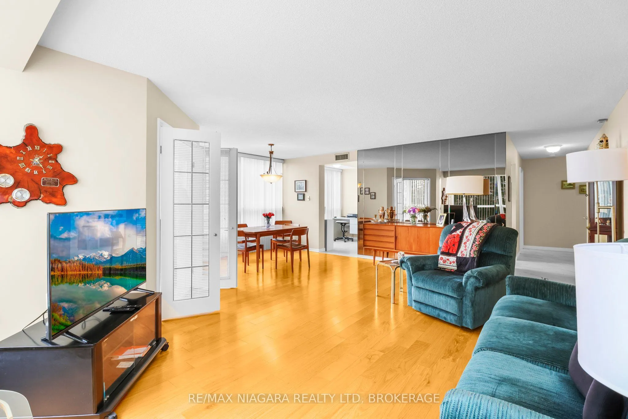5100 Dorchester Road, #303