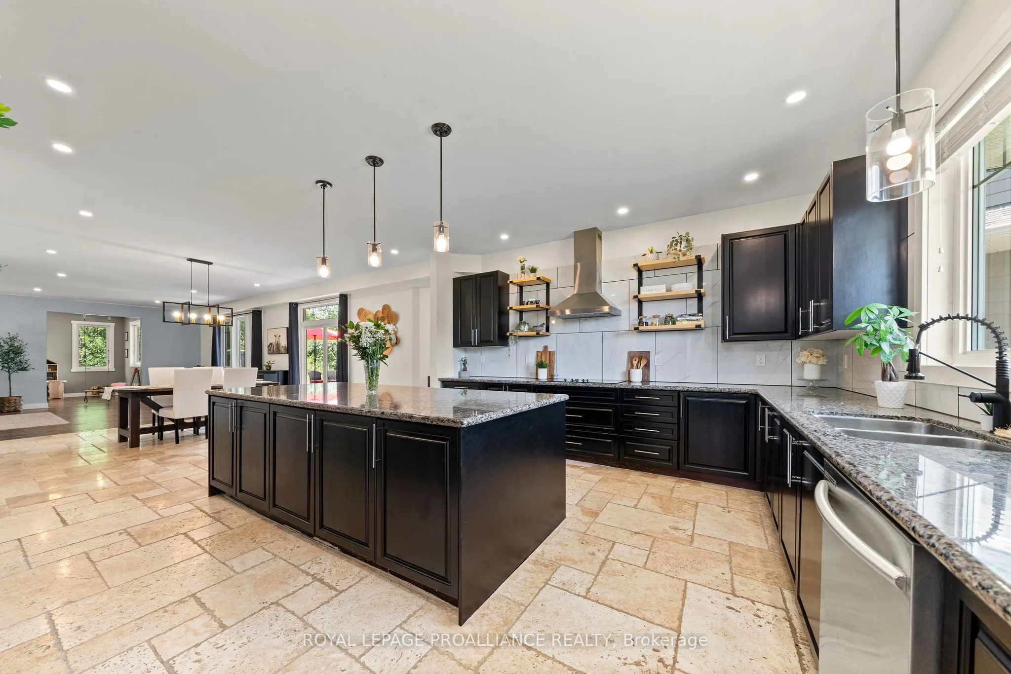 190 Lakeshore Road