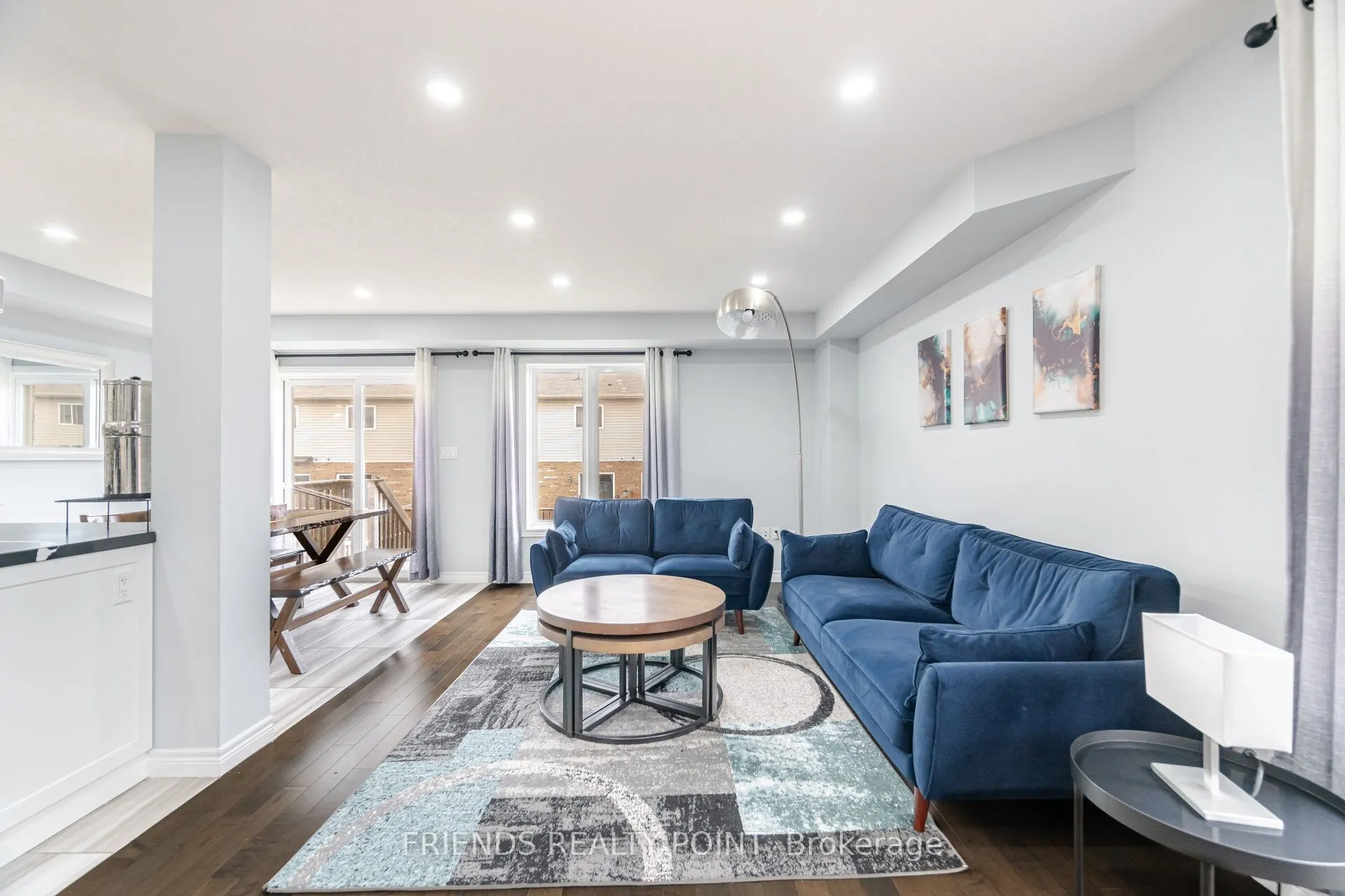 37 Charleswood Crescent