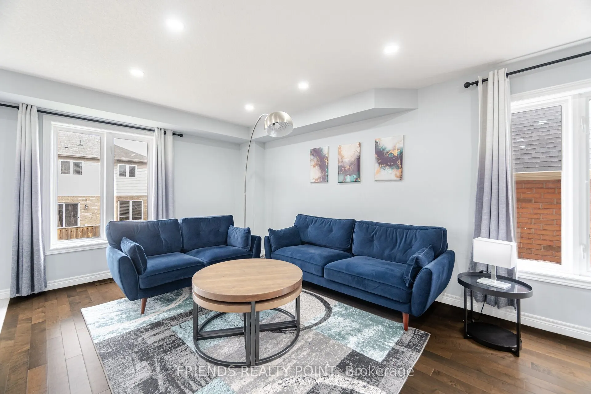 37 Charleswood Crescent