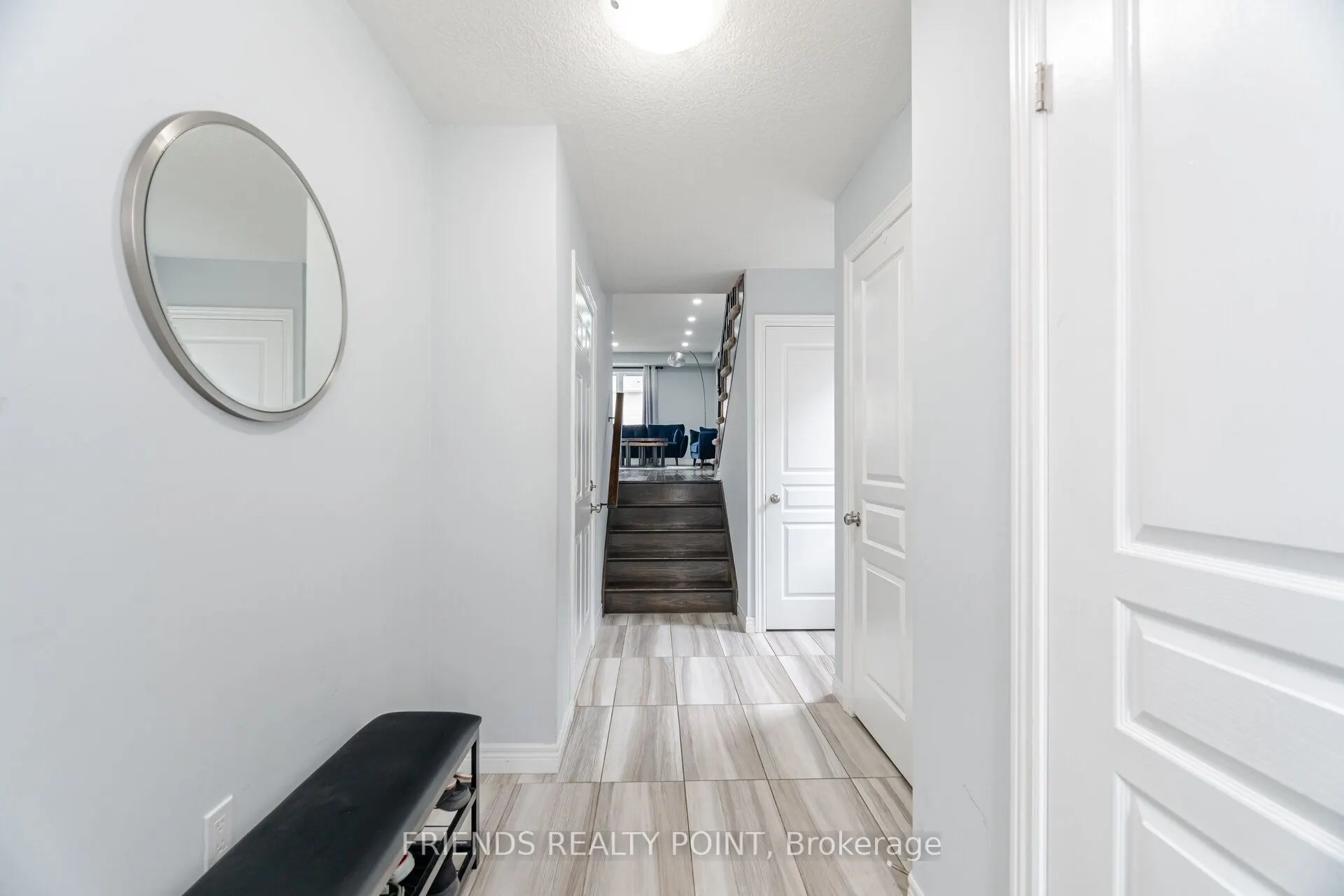 37 Charleswood Crescent