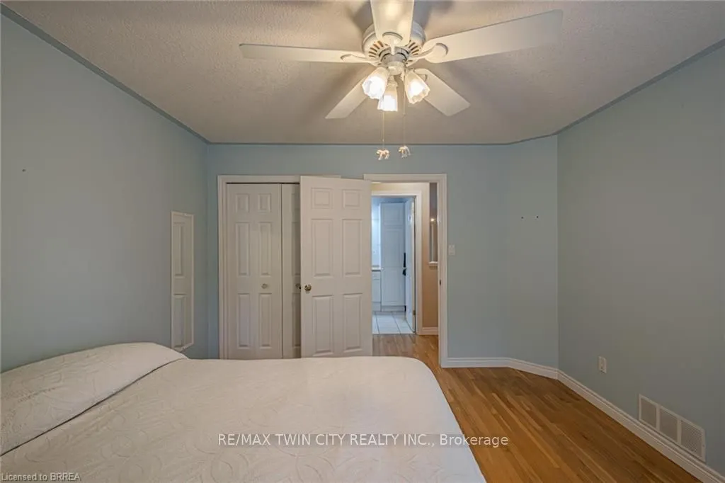 110 Somerset Road, #9
