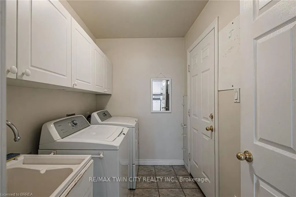 110 Somerset Road, #9
