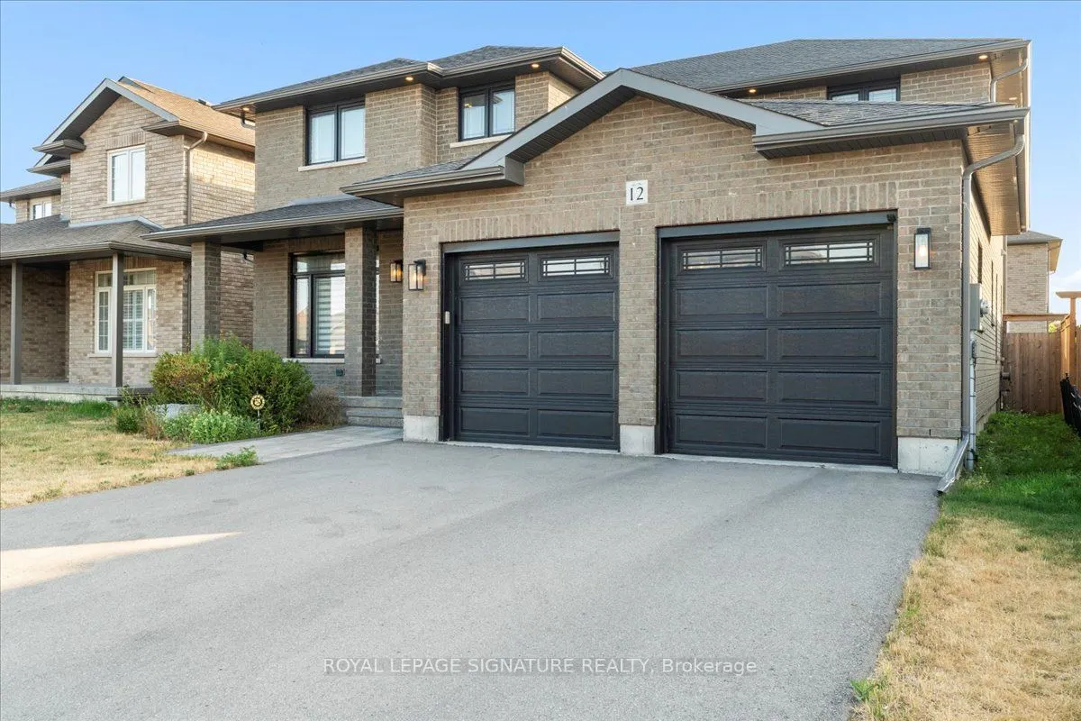 12 Hummingbird Drive