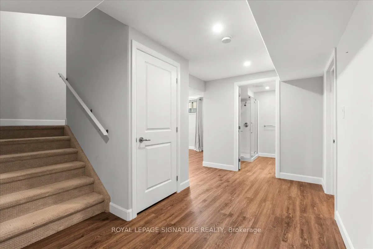 12 Hummingbird Drive