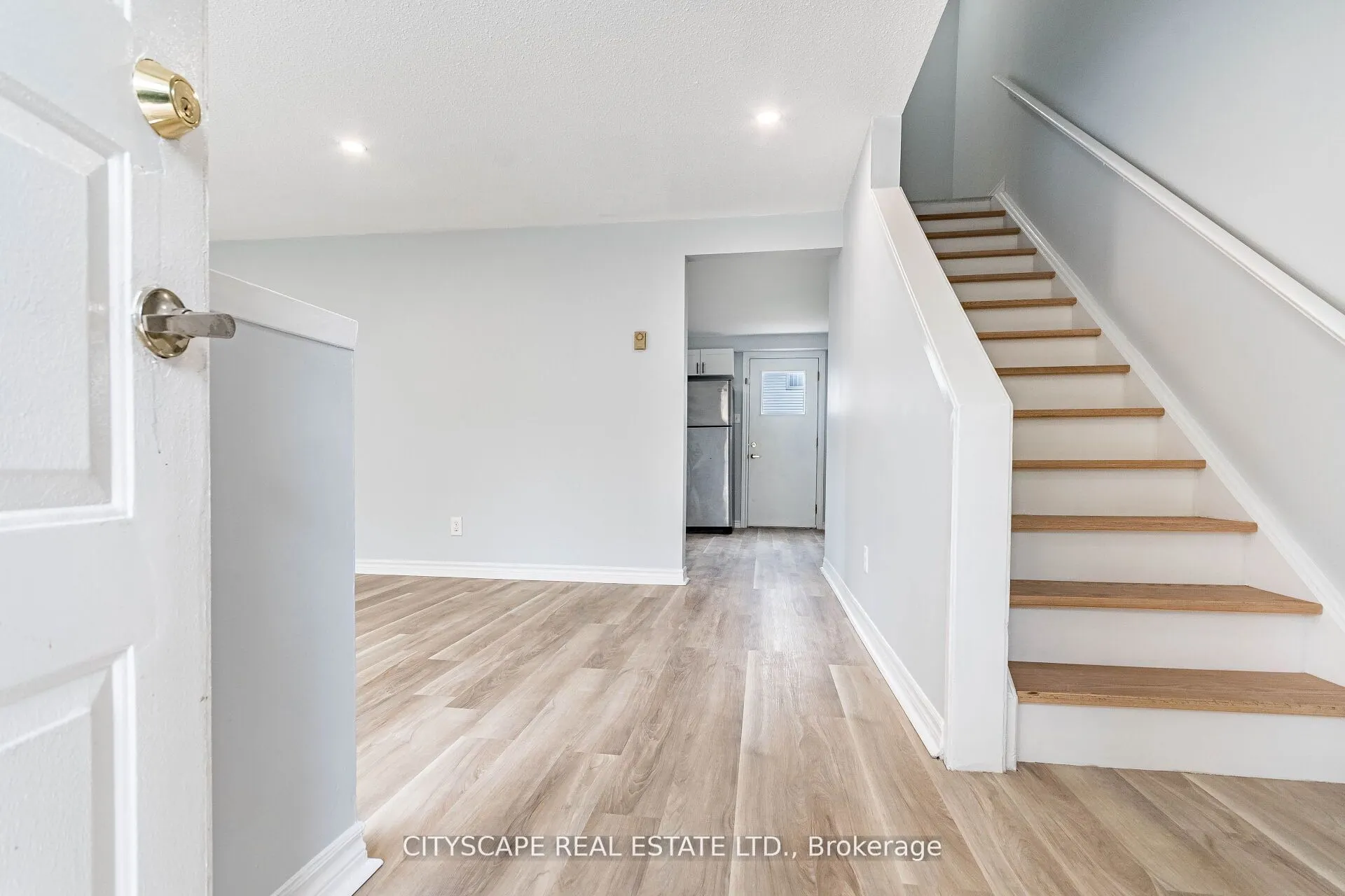 20 Mayfield Avenue, #8
