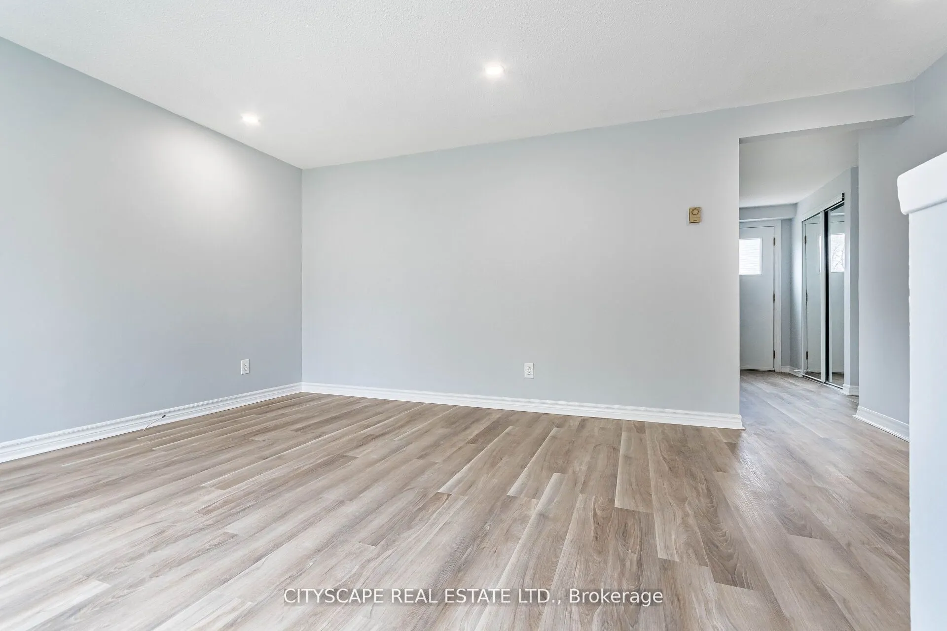 20 Mayfield Avenue, #8