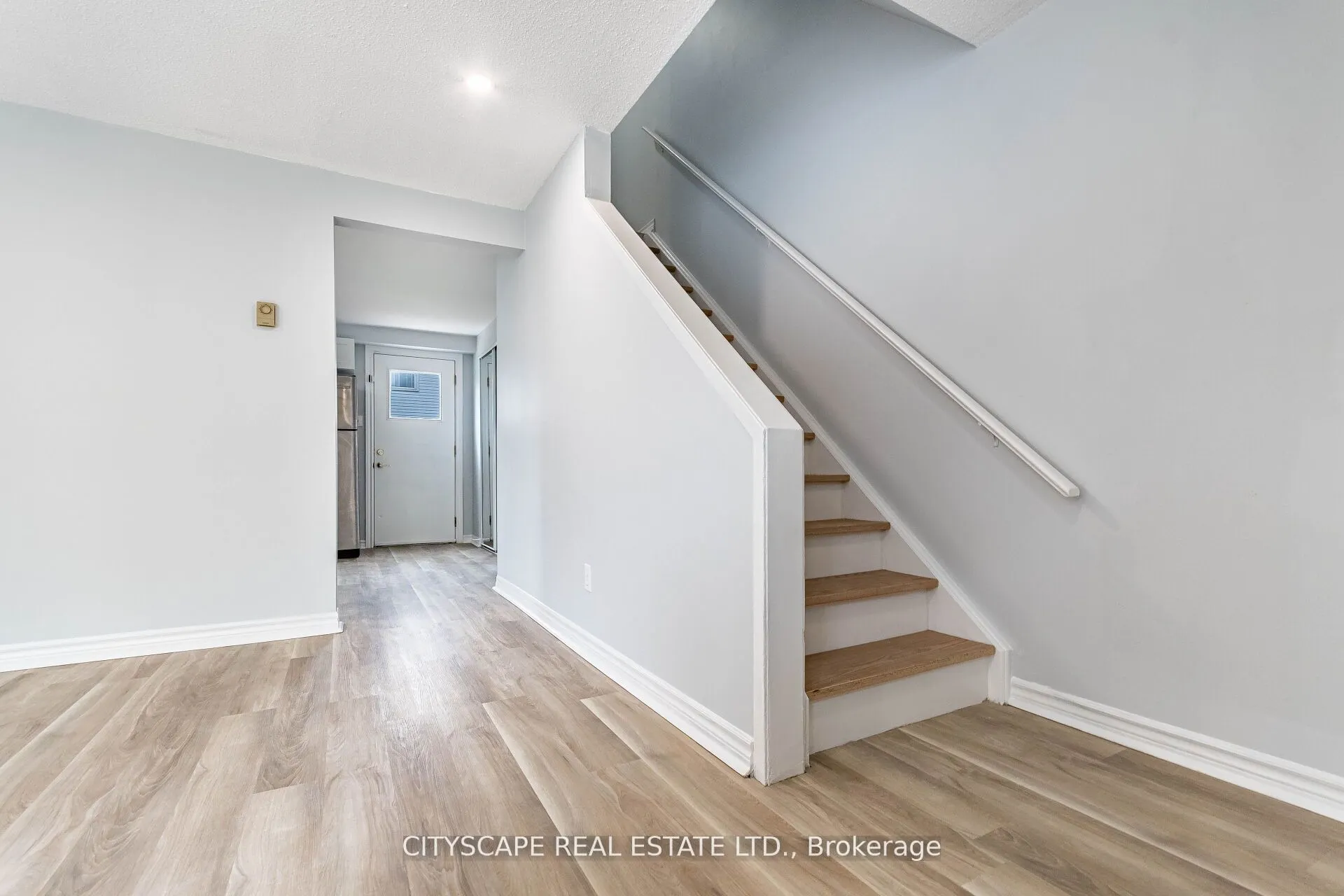 20 Mayfield Avenue, #8