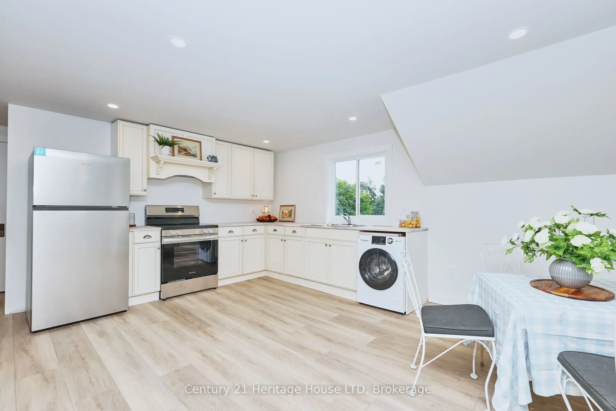 14 Jennet Street