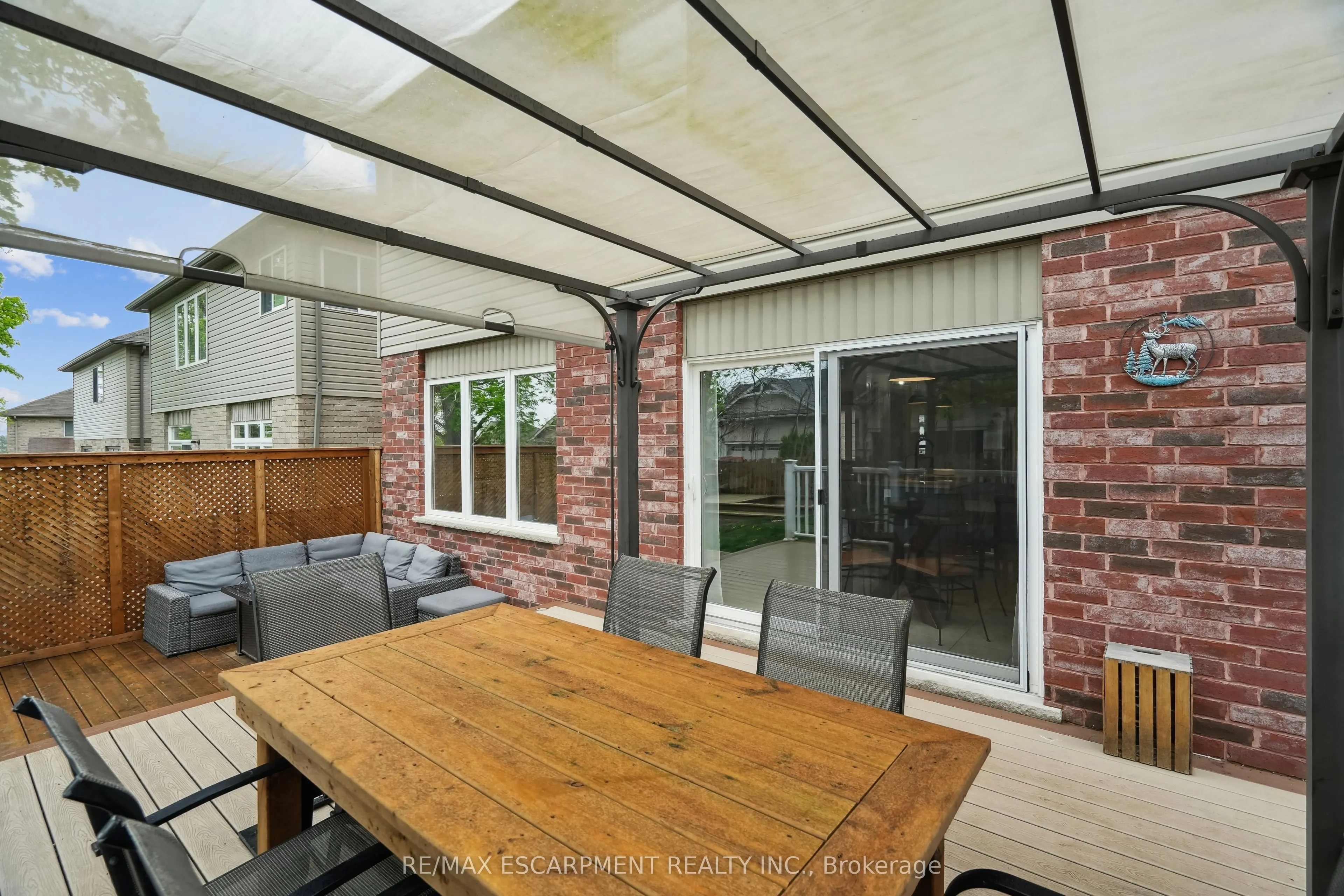 180 Coker Crescent