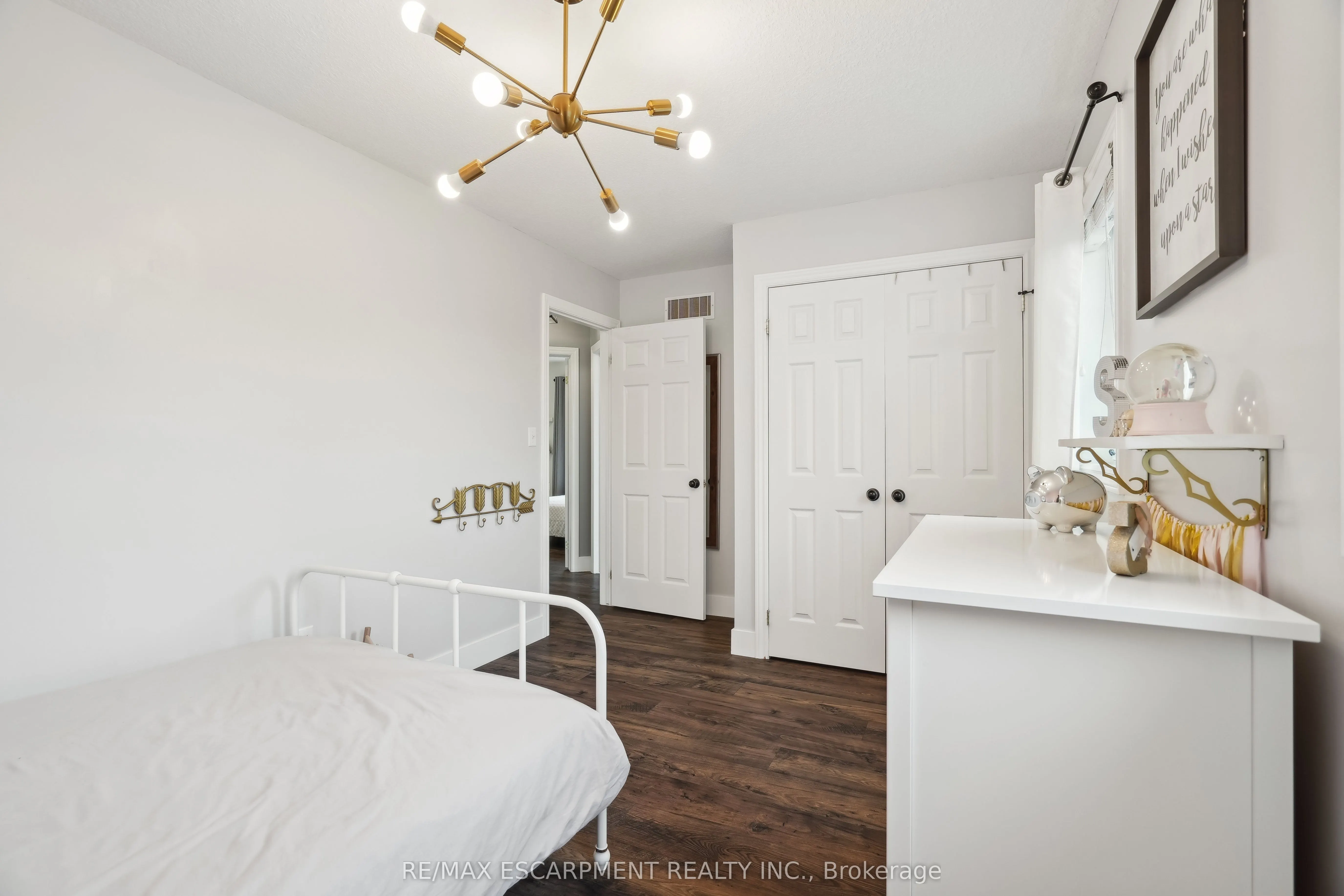 180 Coker Crescent